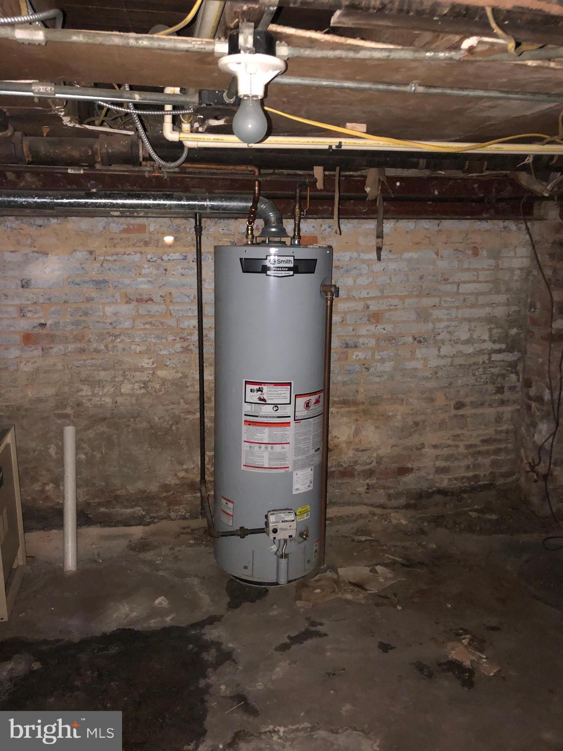 CANTON - Commercial Sale
