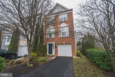 Townhouse For Sale - 2574 Carrington Way<br/> FREDERICK, MD 21702