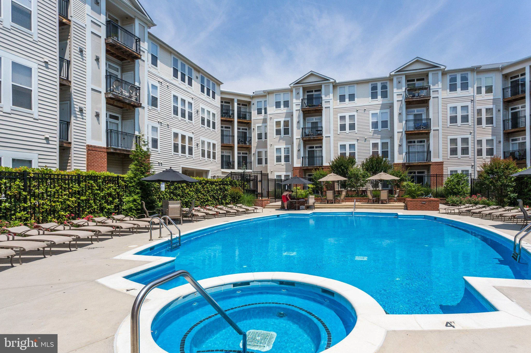 2655 Prosperity Avenue Unit 201