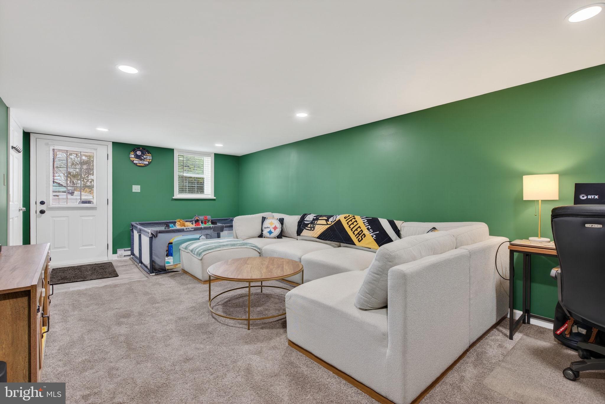 LANDISVILLE - Residential