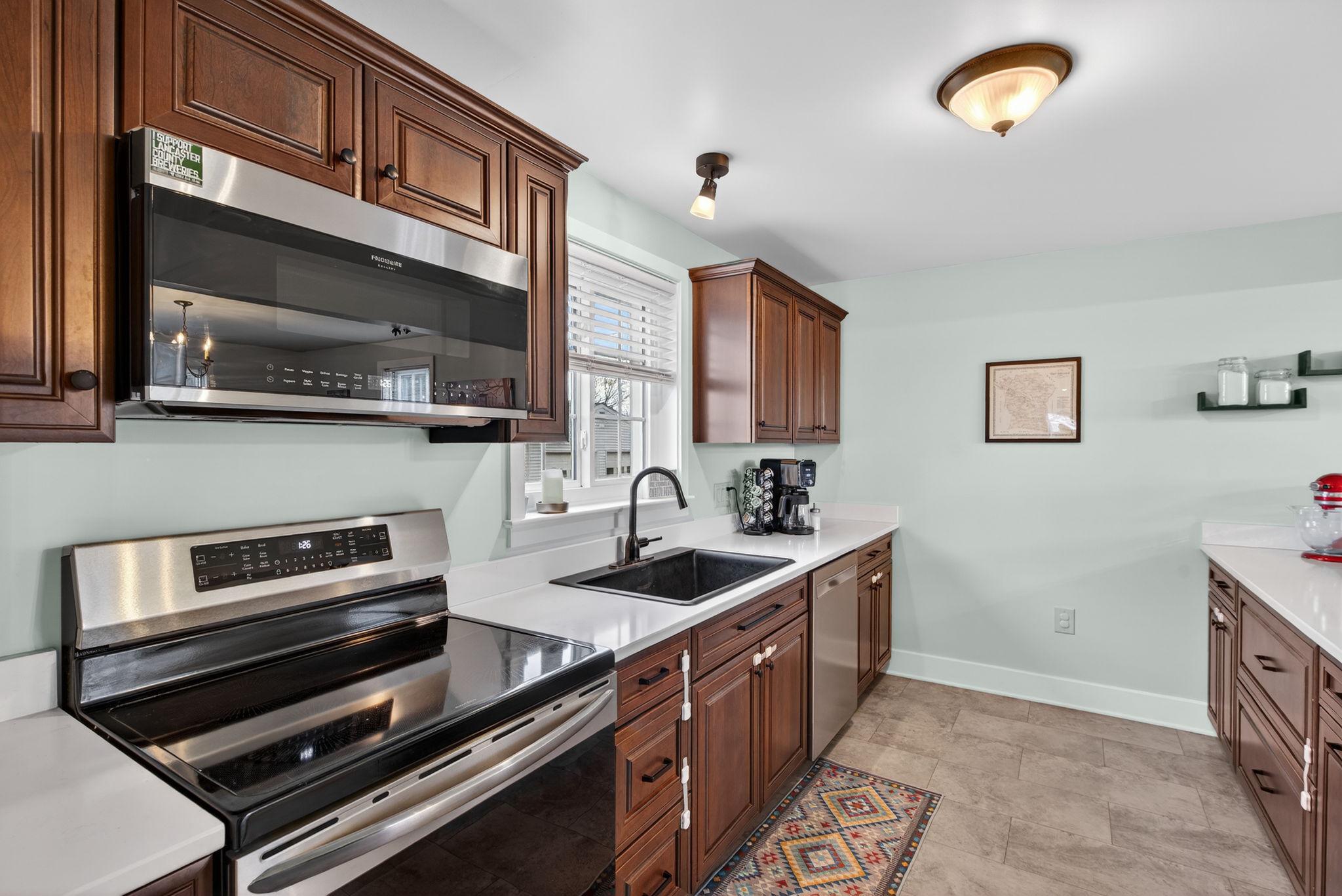 LANDISVILLE - Residential