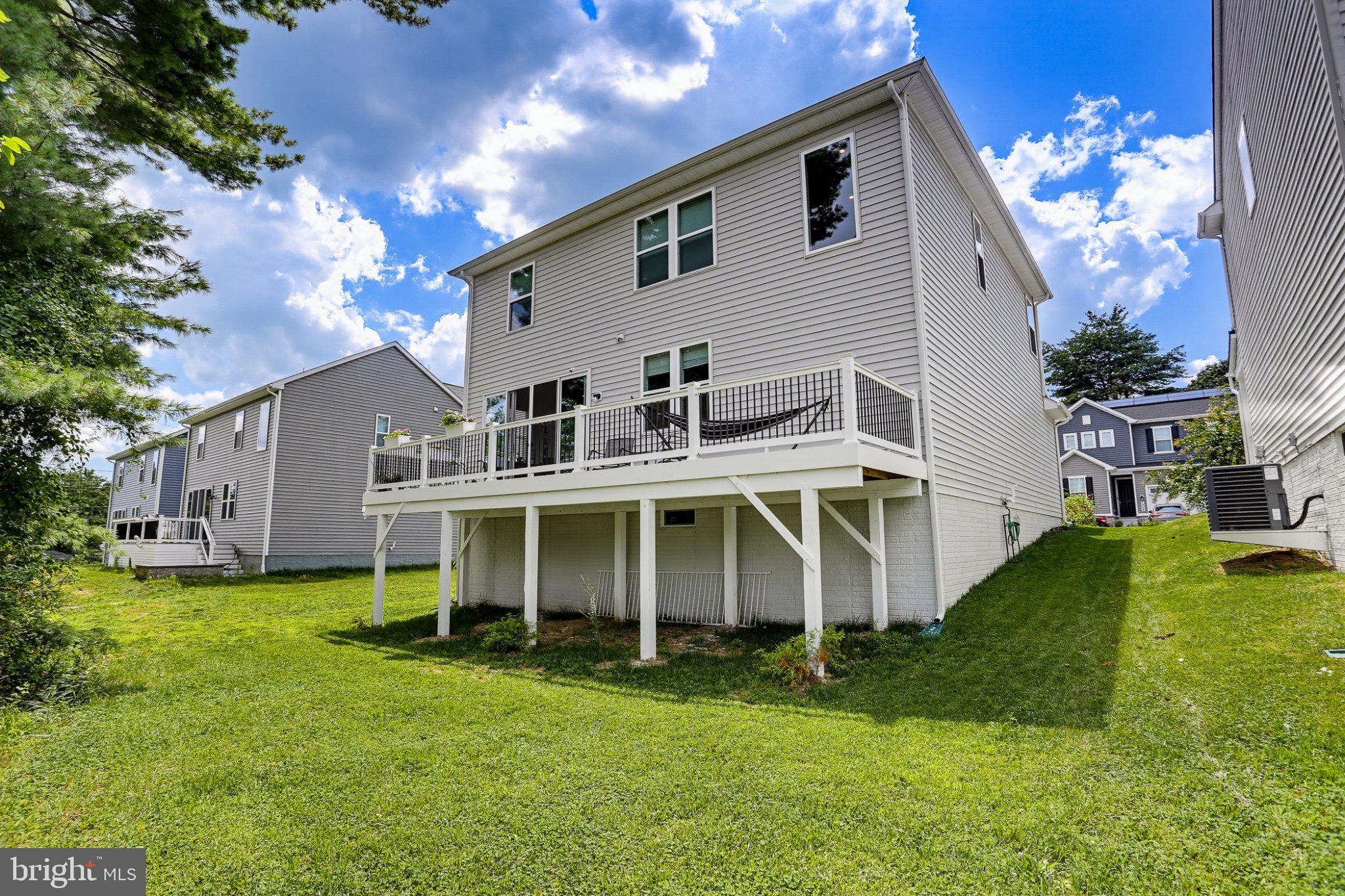 7907 SAGE WAY