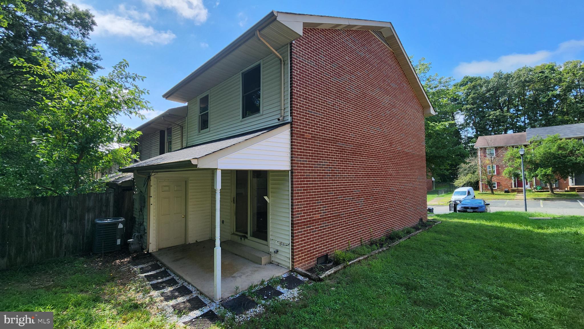 192 FARRELL LANE