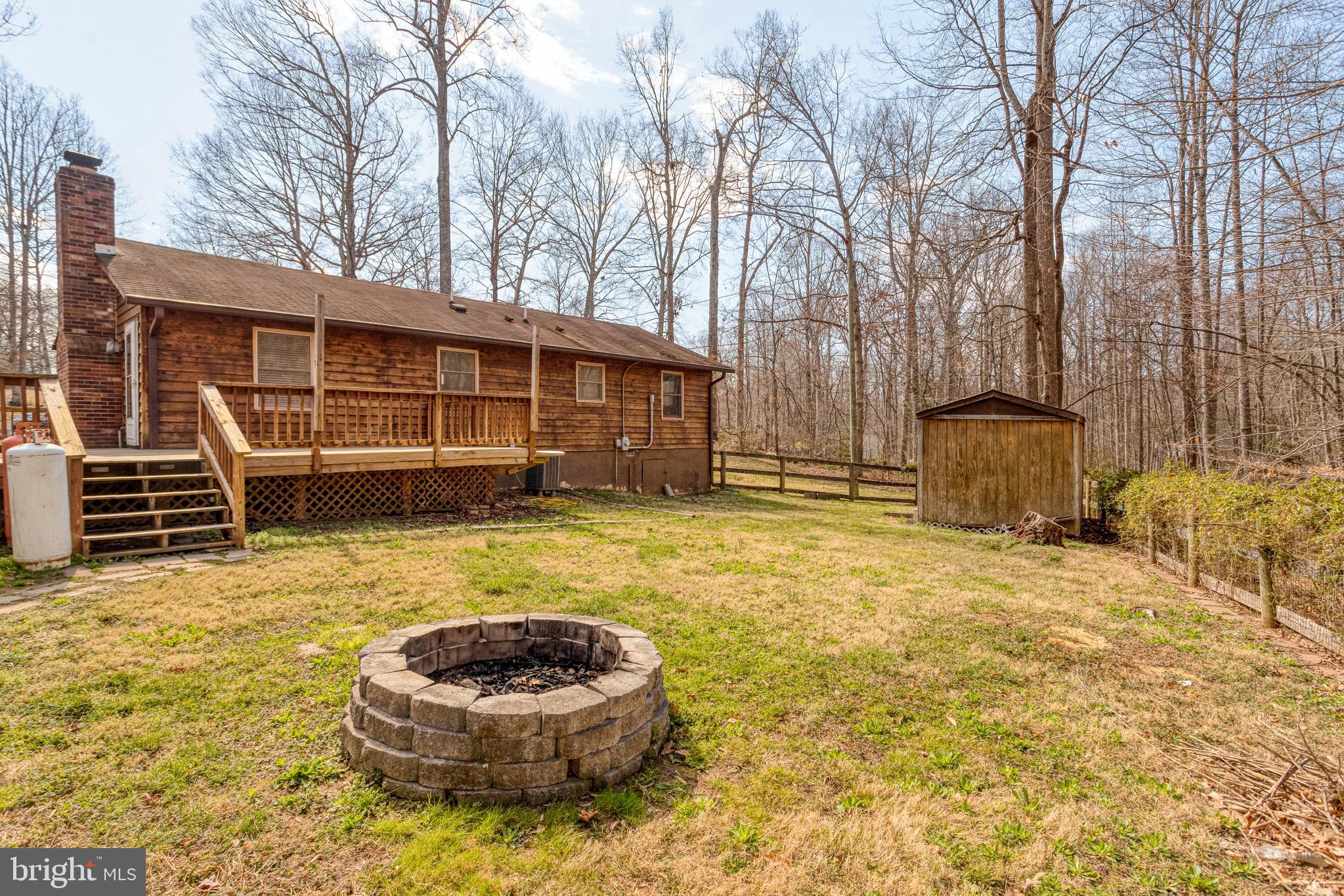 HIDDEN LAKE - Residential