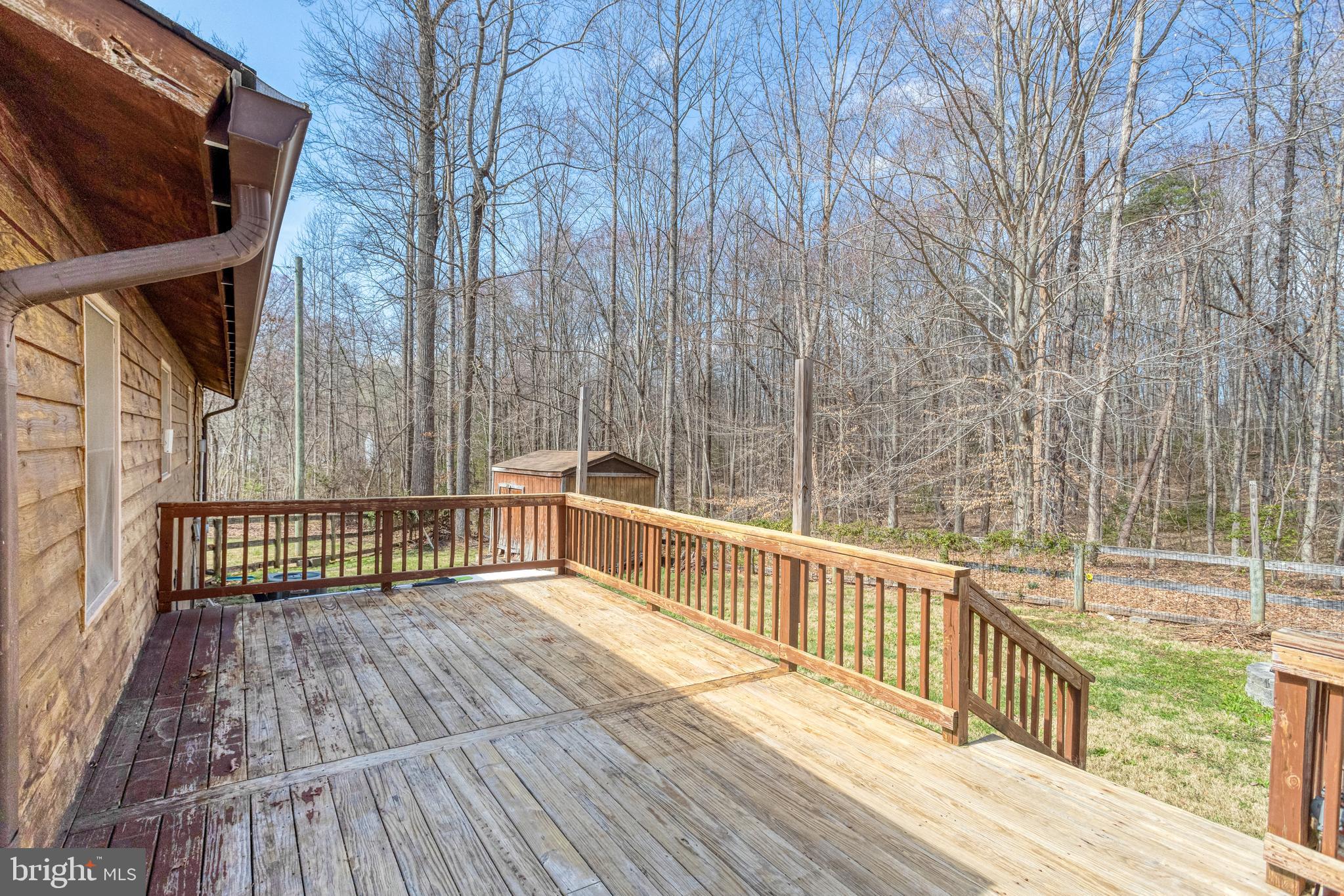 HIDDEN LAKE - Residential