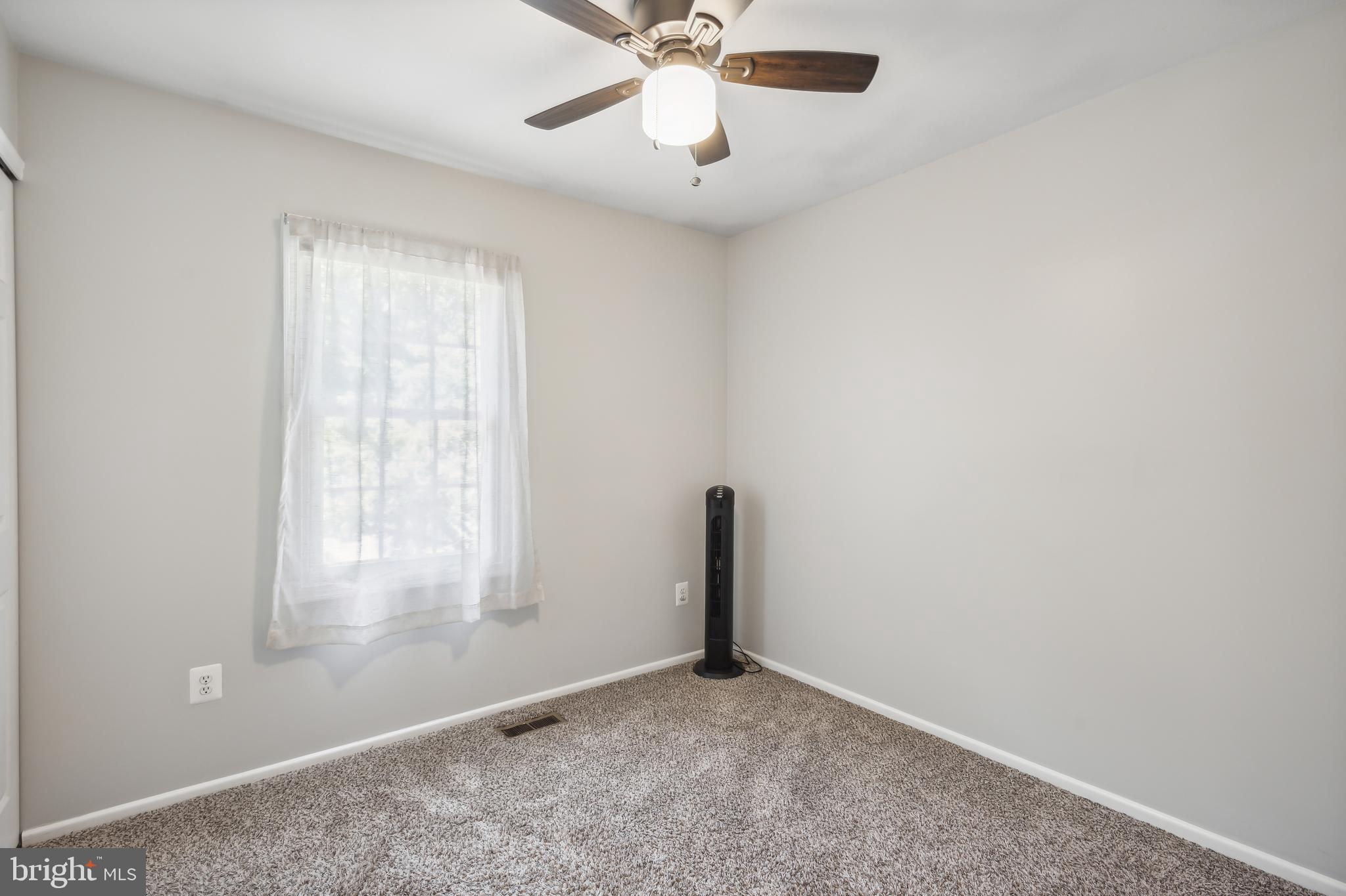 NEWINGTON STATION - Residential