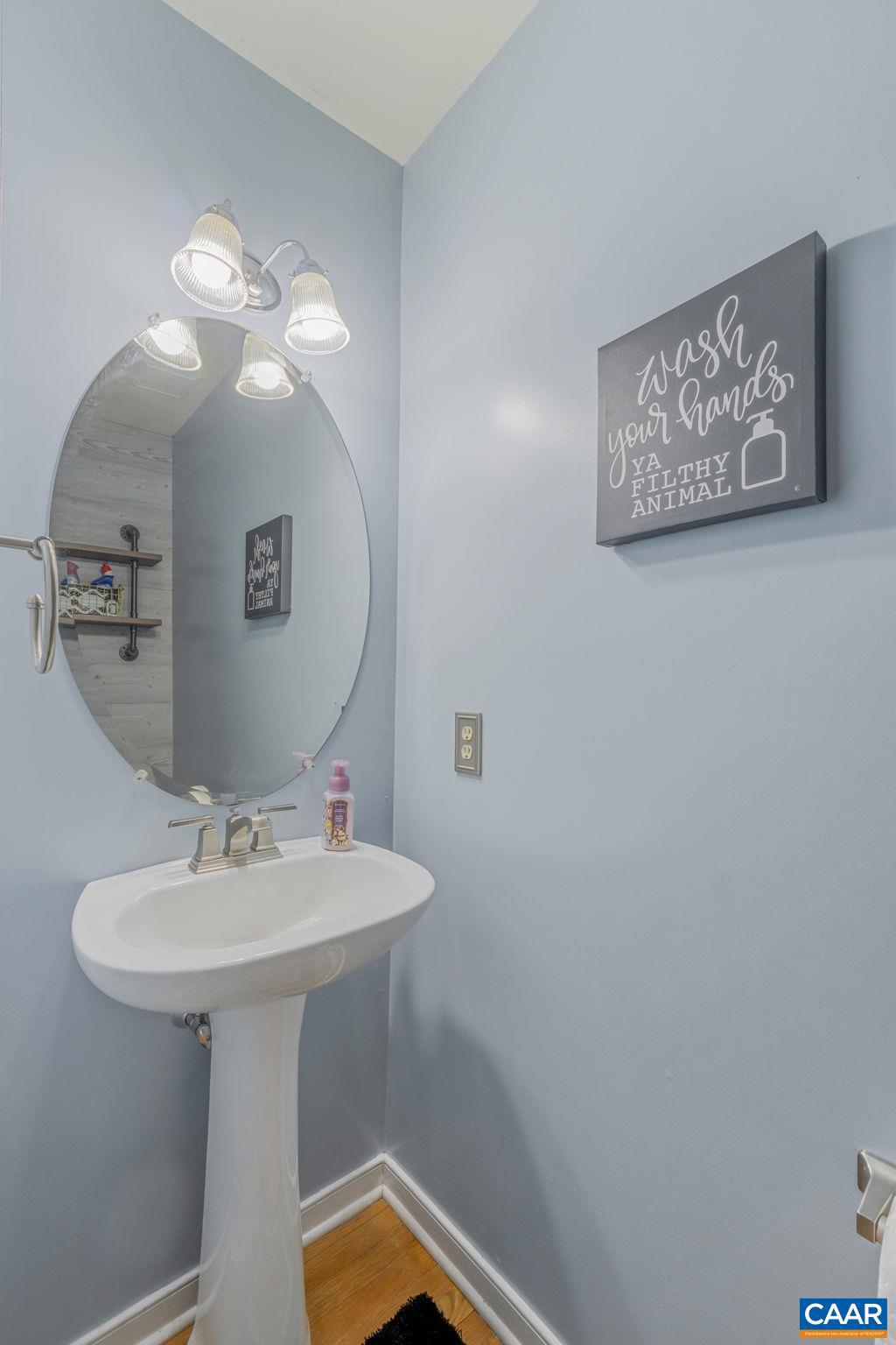 FOX HOLLOW - Residential