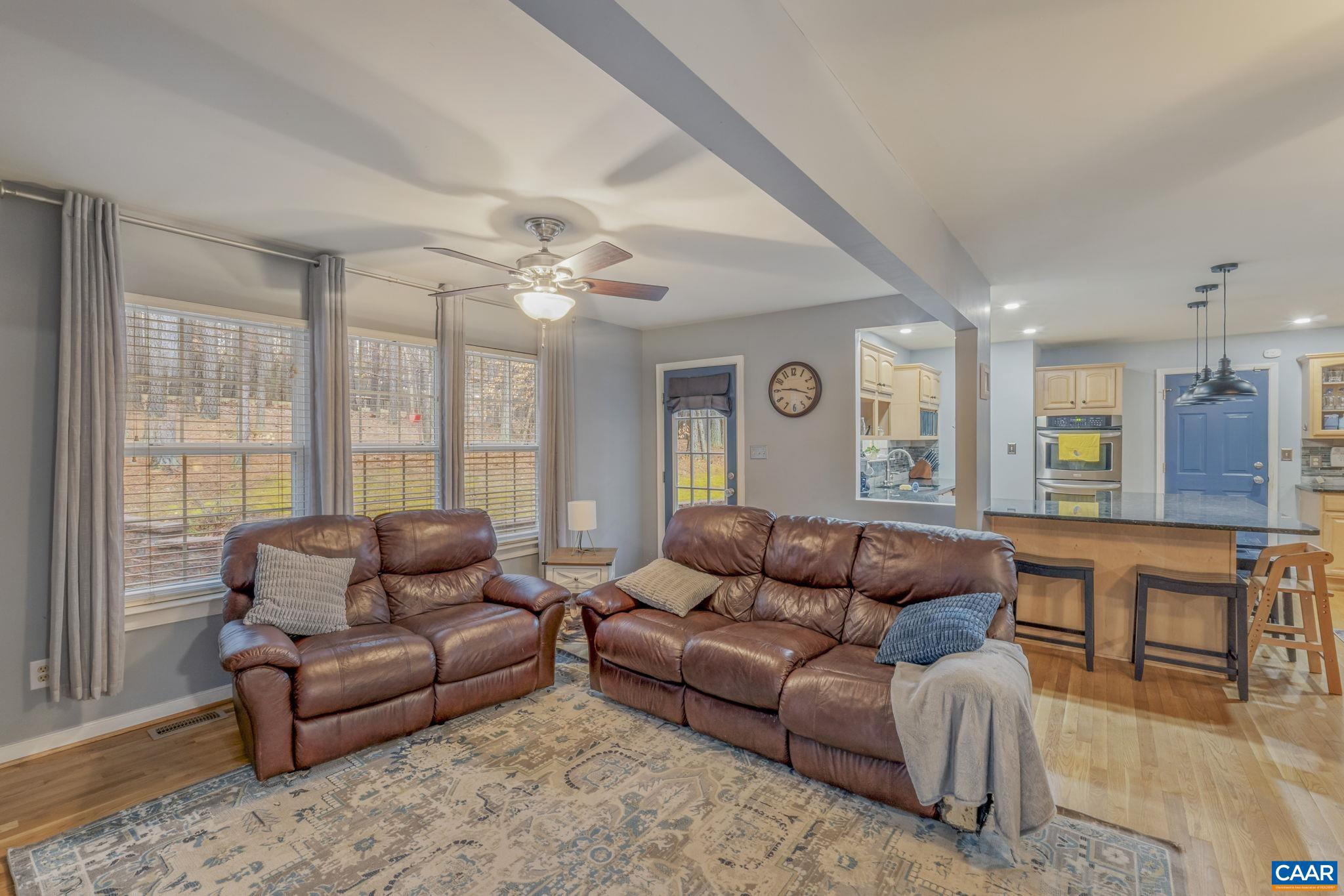 FOX HOLLOW - Residential