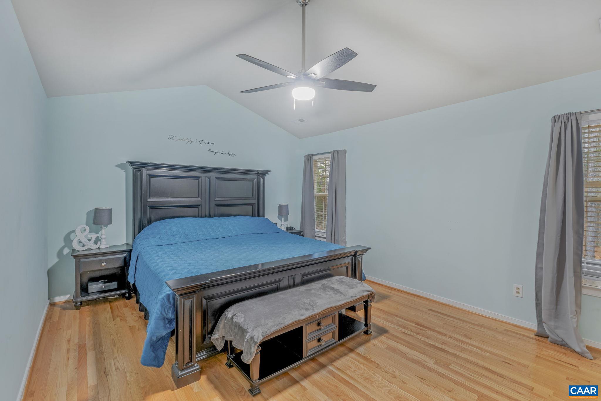 FOX HOLLOW - Residential