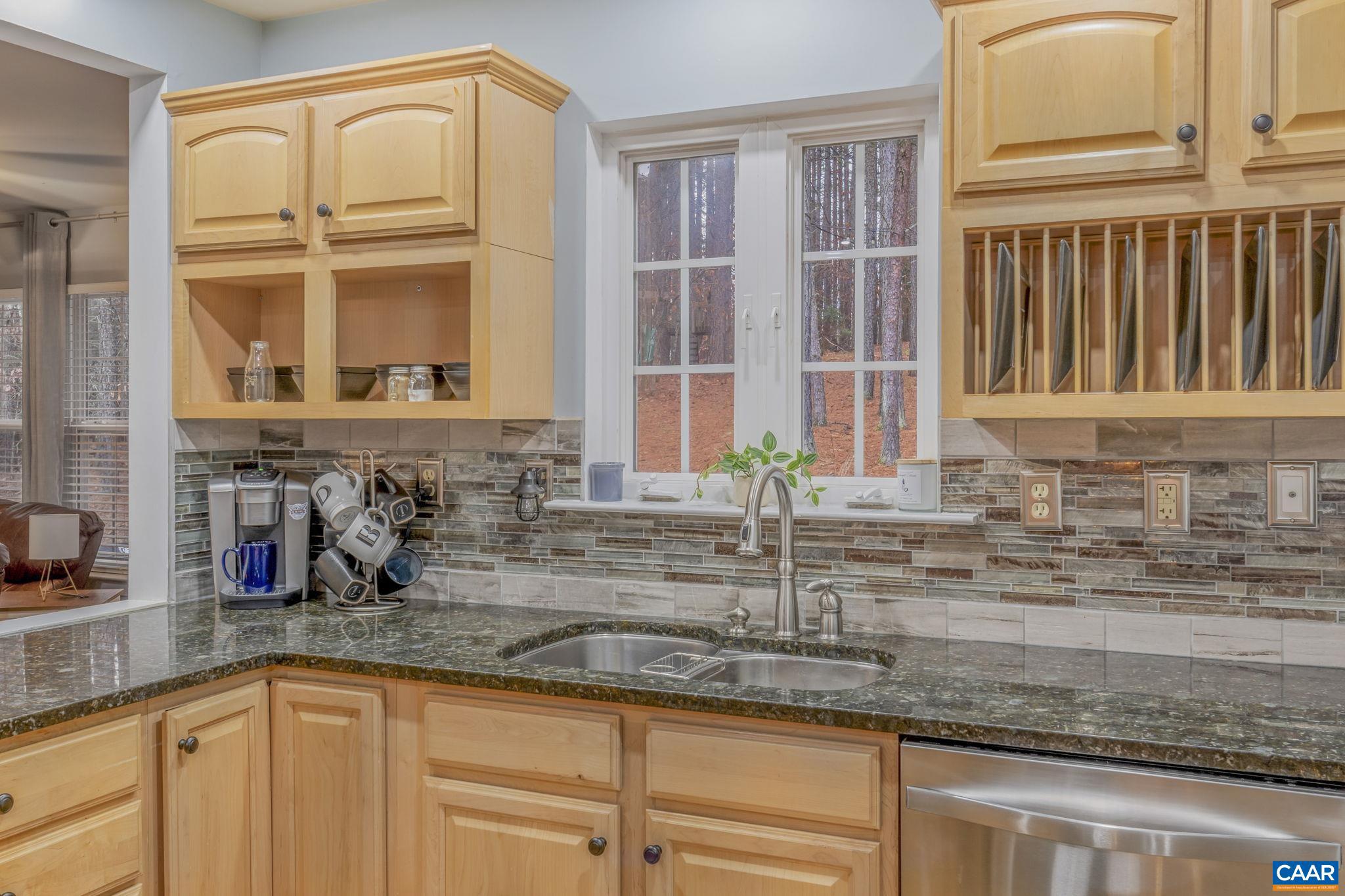 FOX HOLLOW - Residential