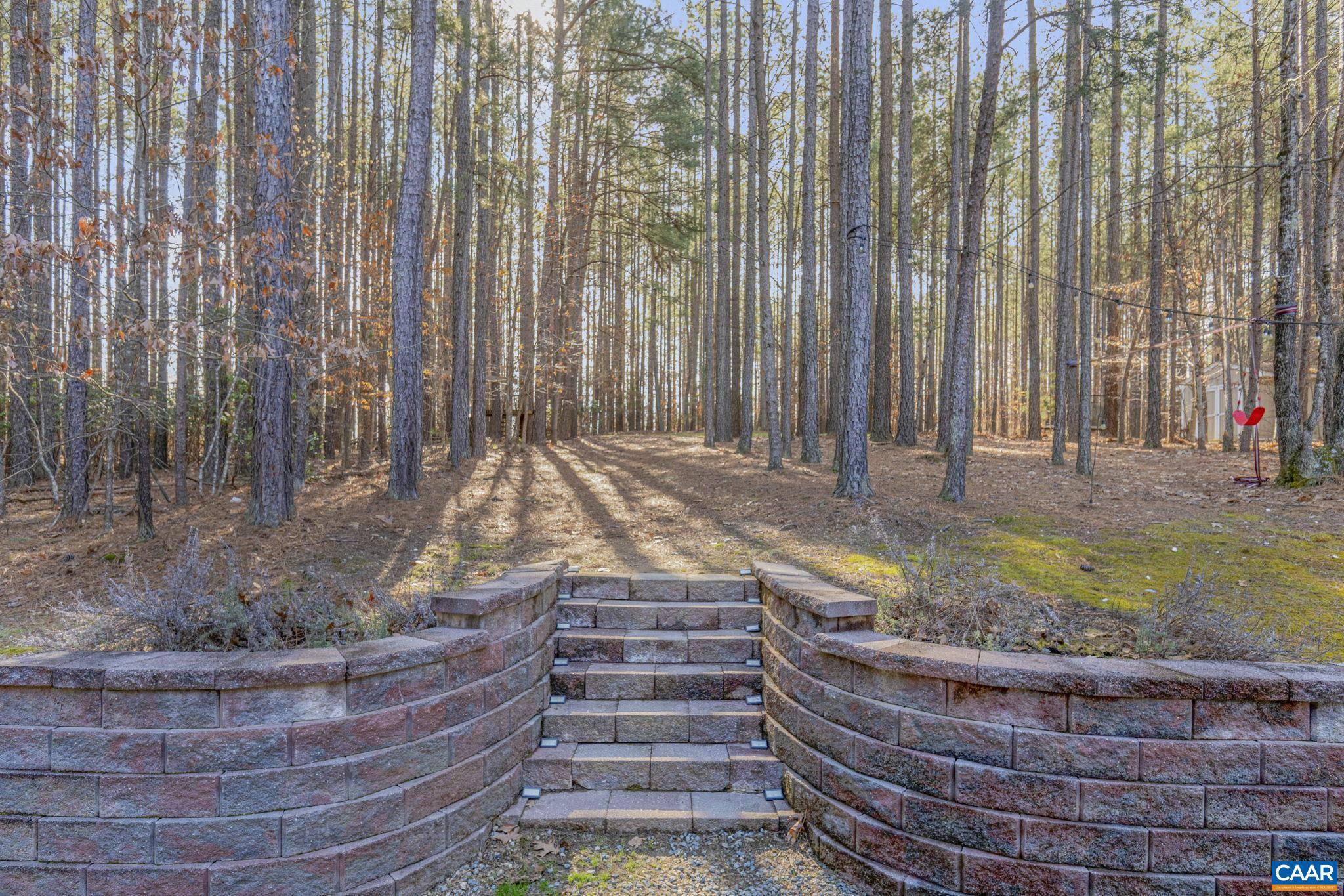 FOX HOLLOW - Residential