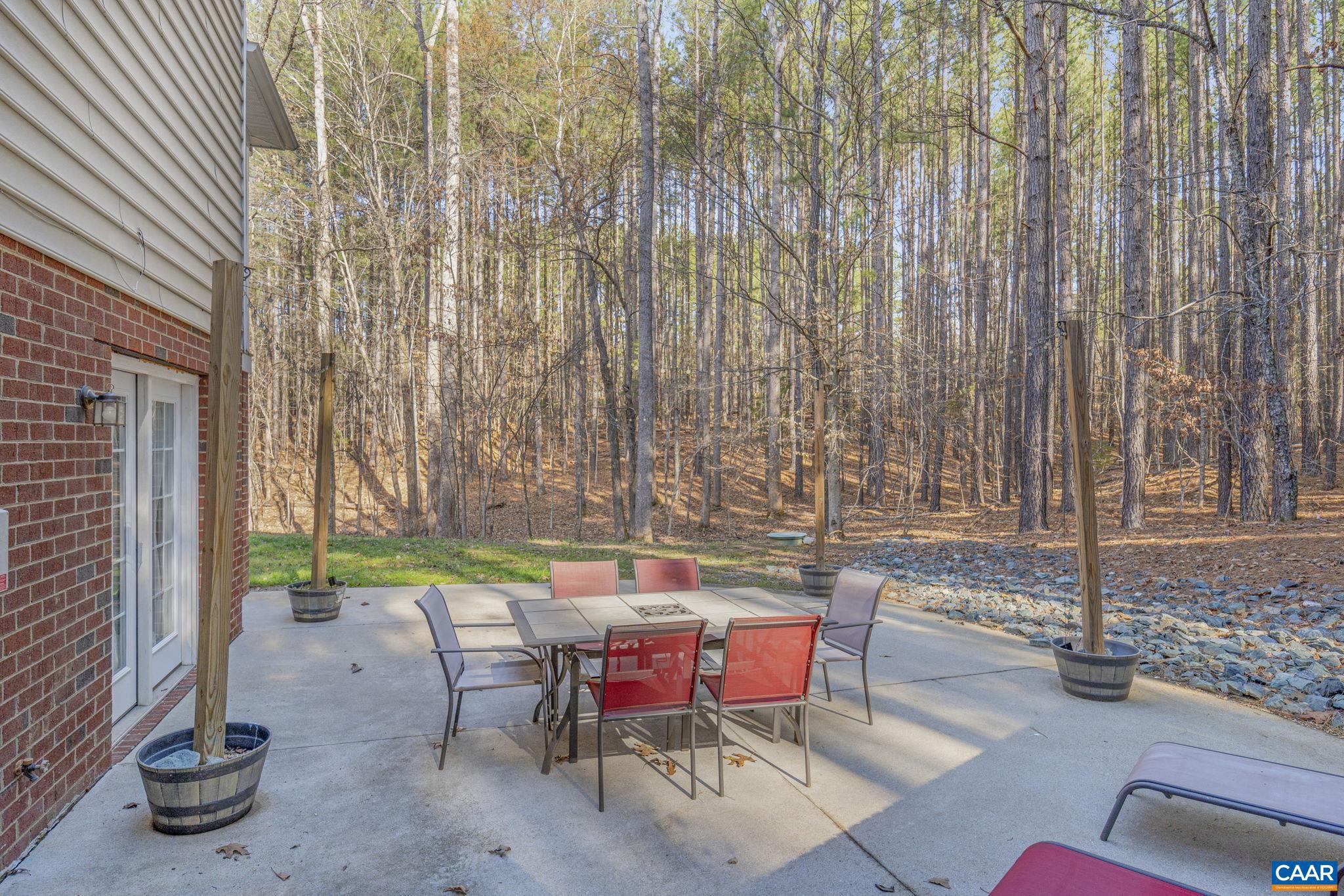 FOX HOLLOW - Residential