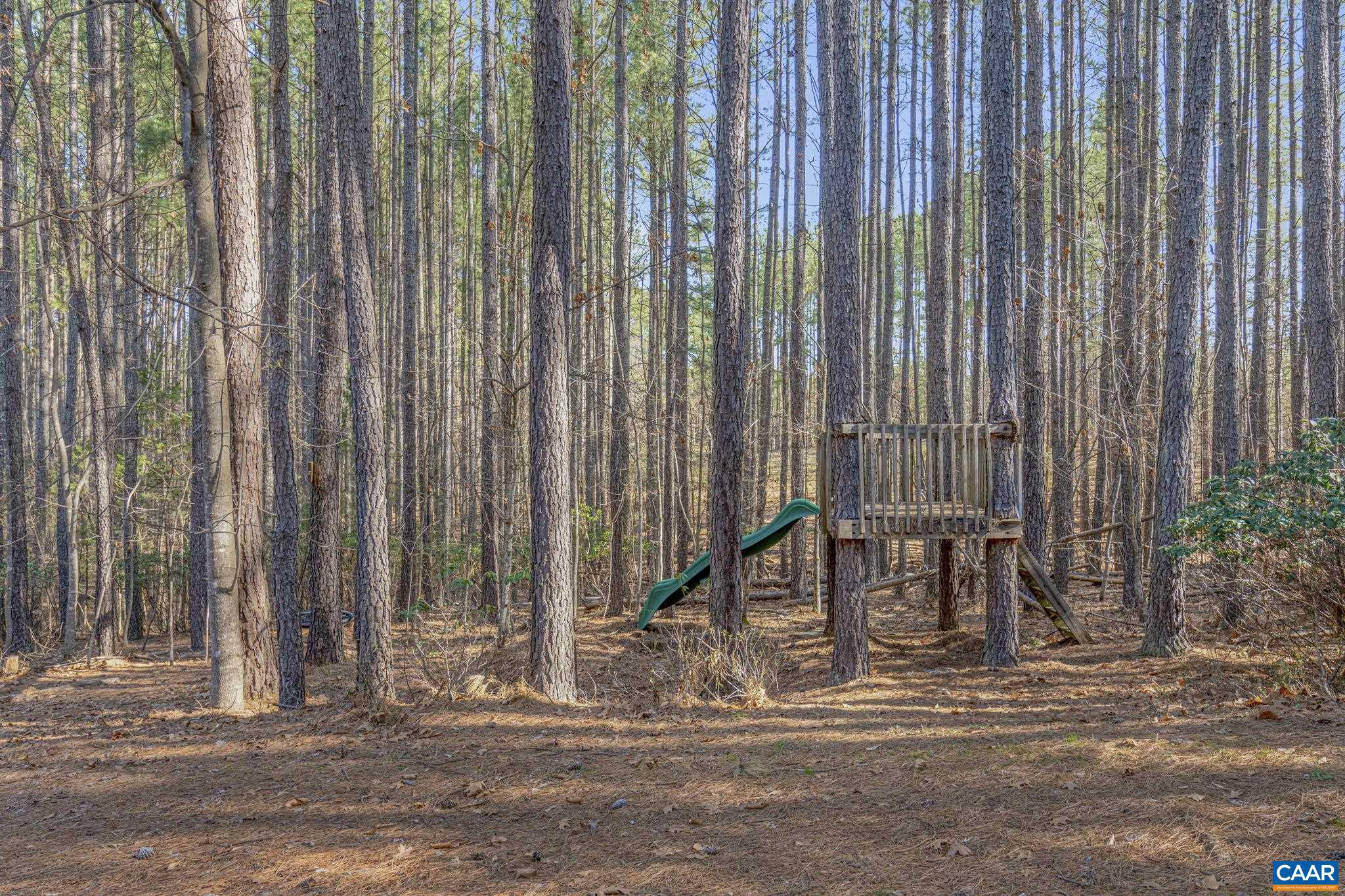 FOX HOLLOW - Residential