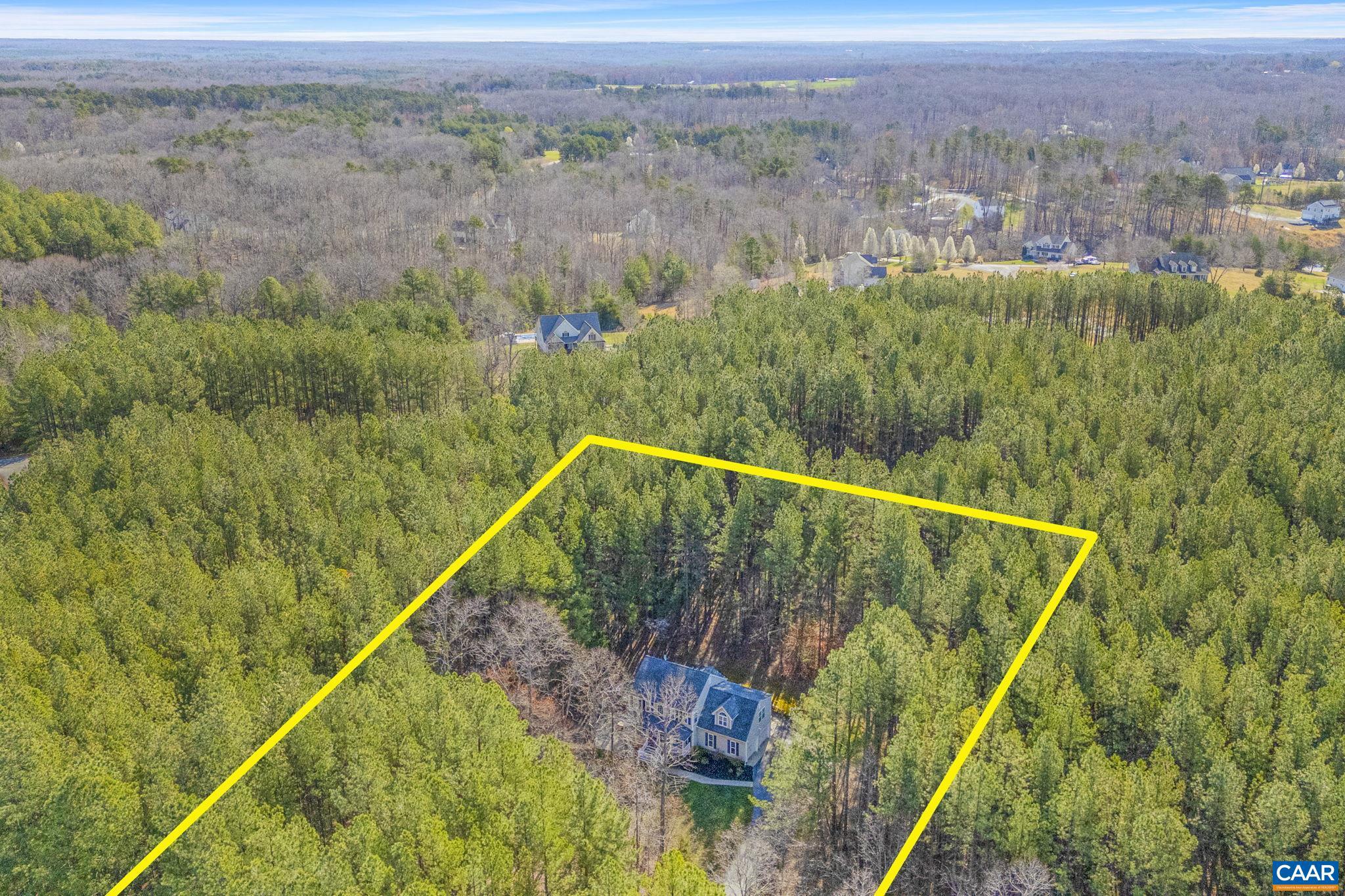 FOX HOLLOW - Residential