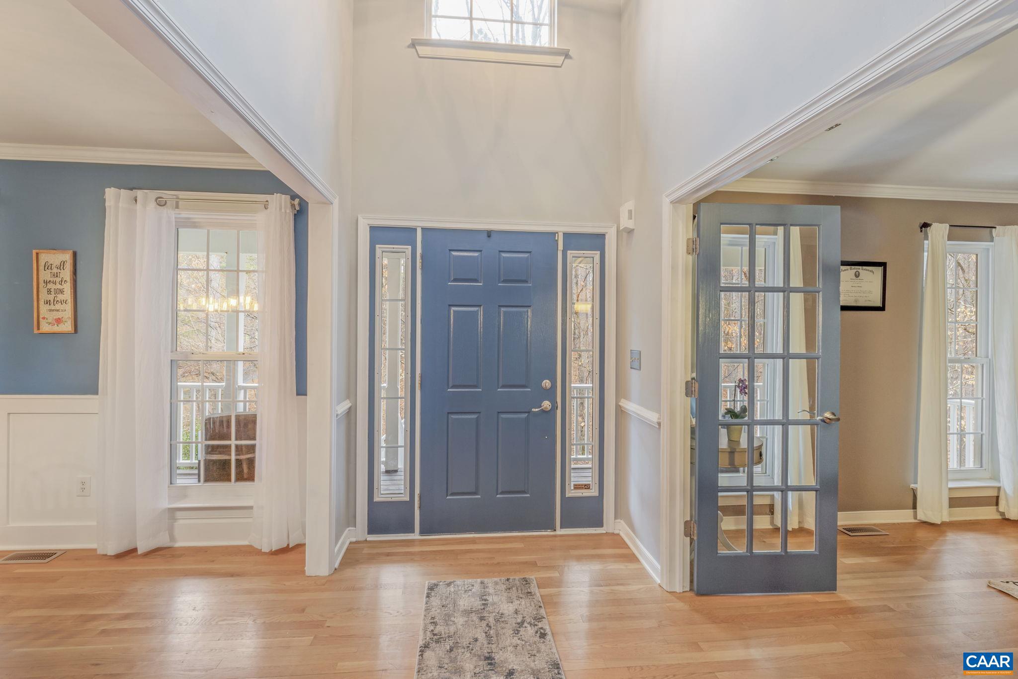 FOX HOLLOW - Residential