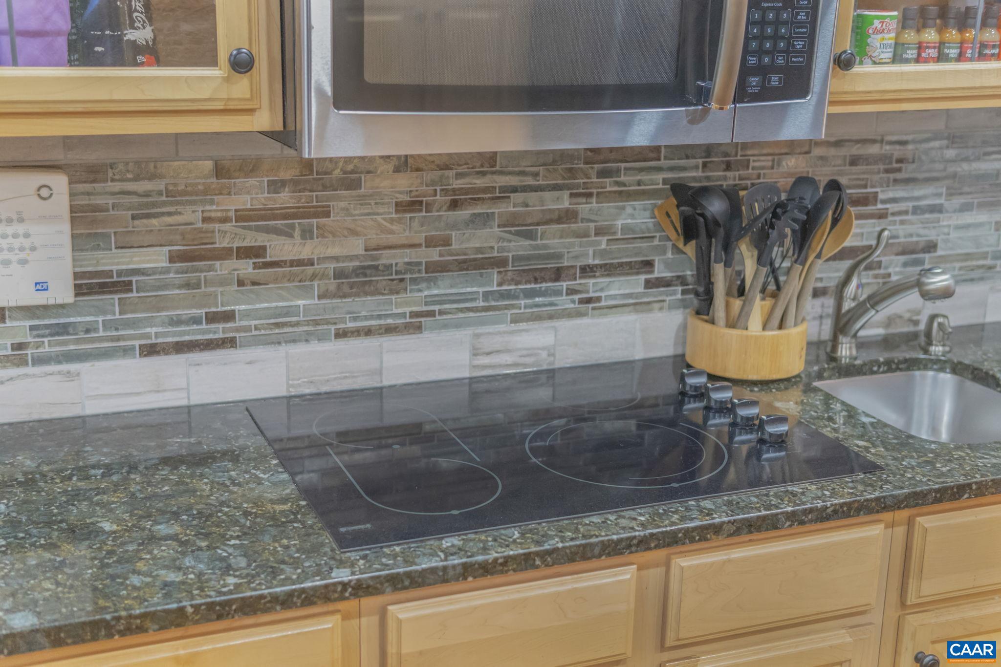 FOX HOLLOW - Residential