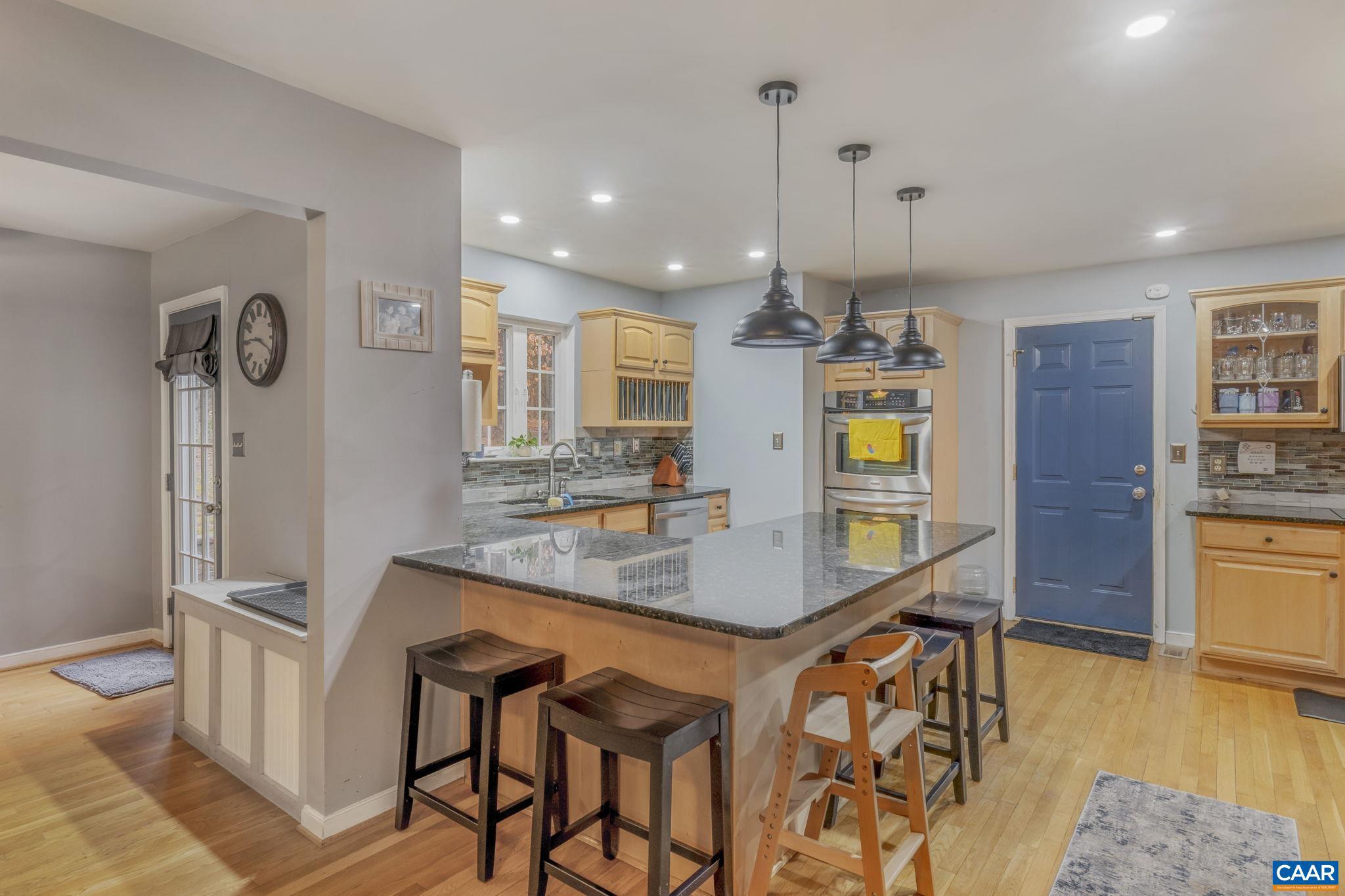 FOX HOLLOW - Residential