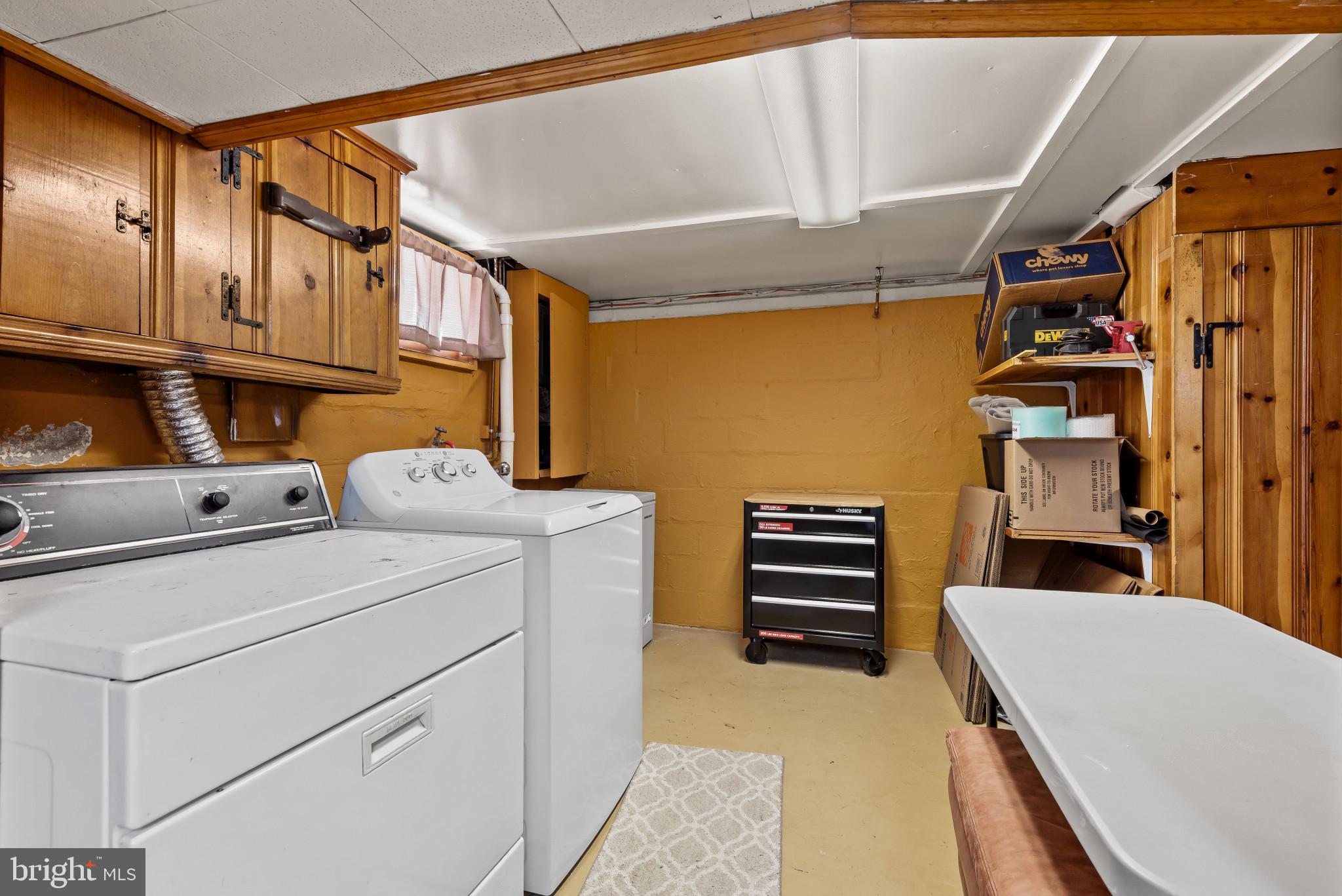 ARBUTUS - Residential