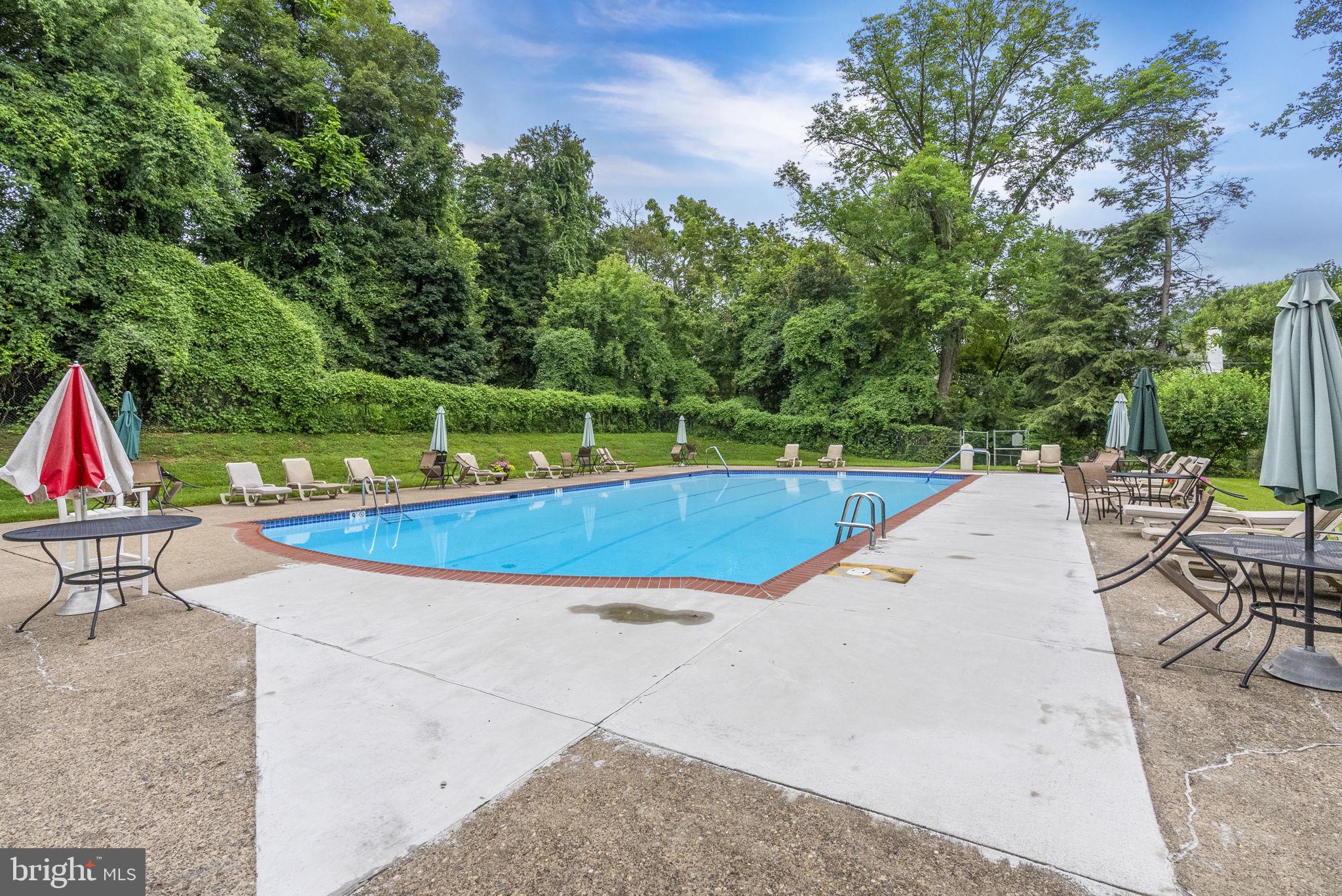 ELKINS PARK HOUSE - Residential