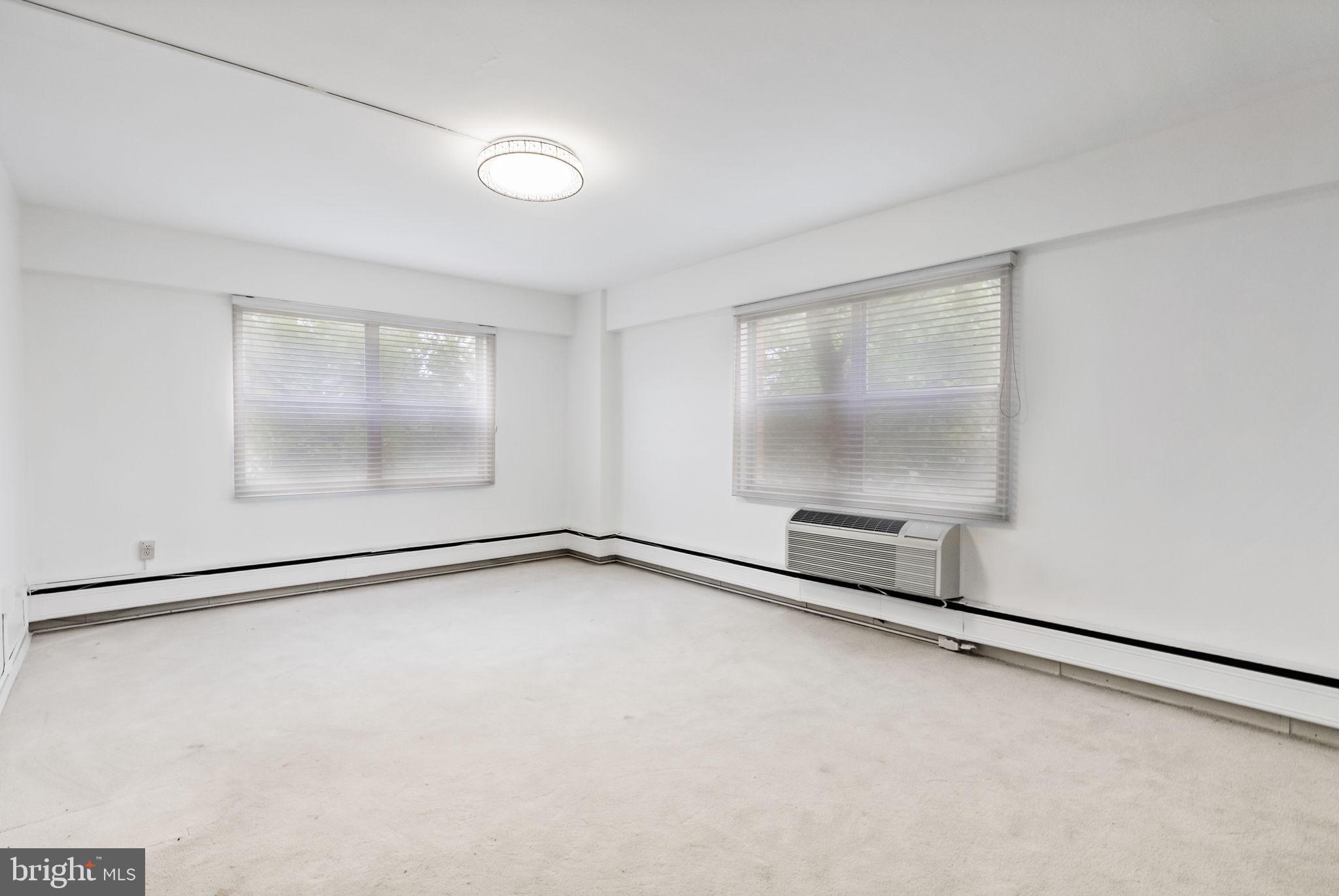 ELKINS PARK HOUSE - Residential