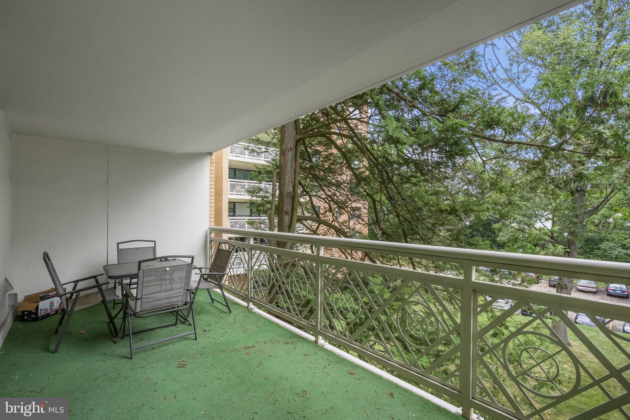 ELKINS PARK HOUSE - Residential