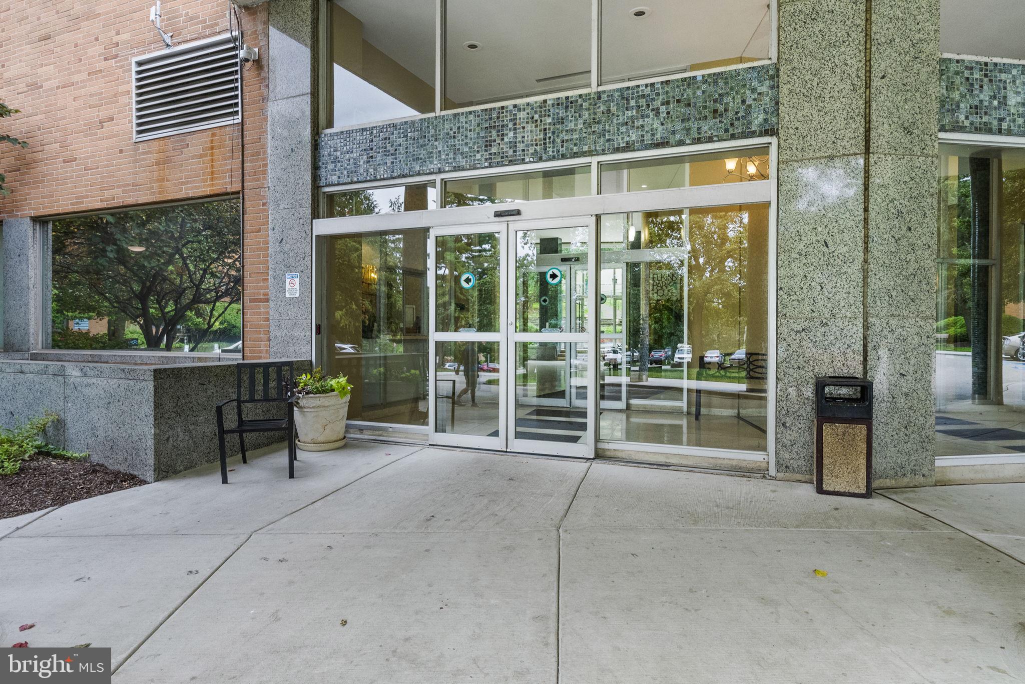 ELKINS PARK HOUSE - Residential