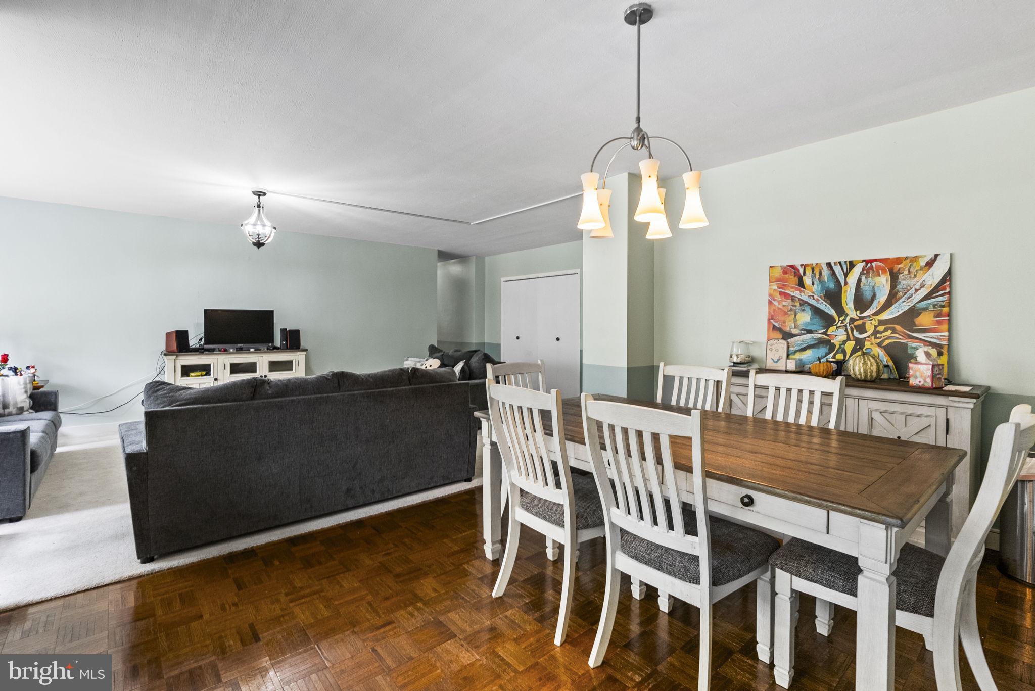 ELKINS PARK HOUSE - Residential