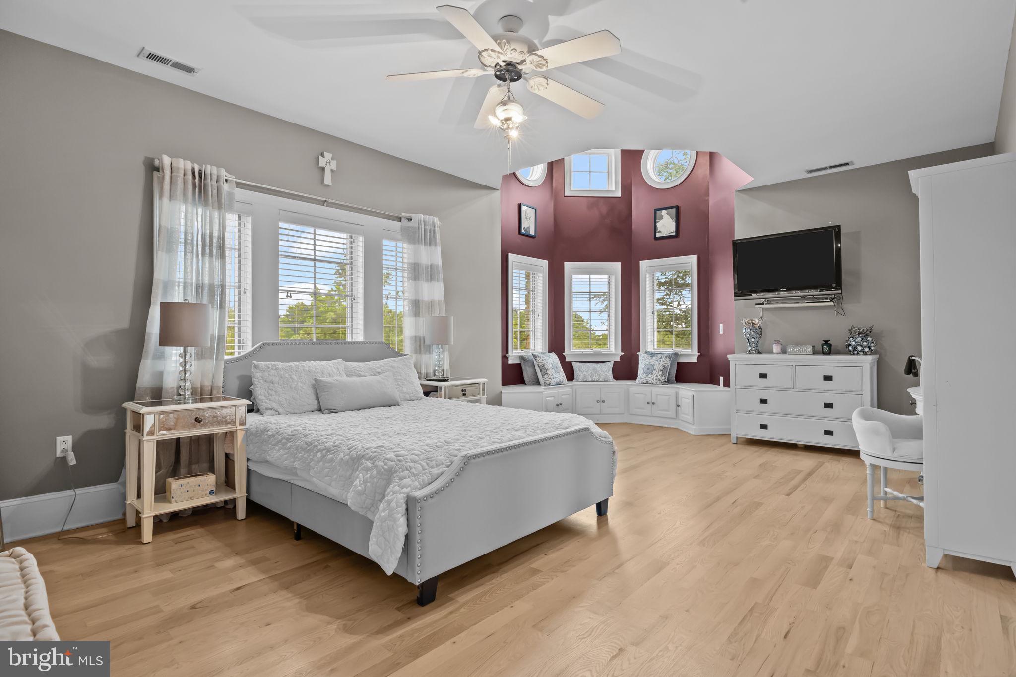 ELY FARM - Residential