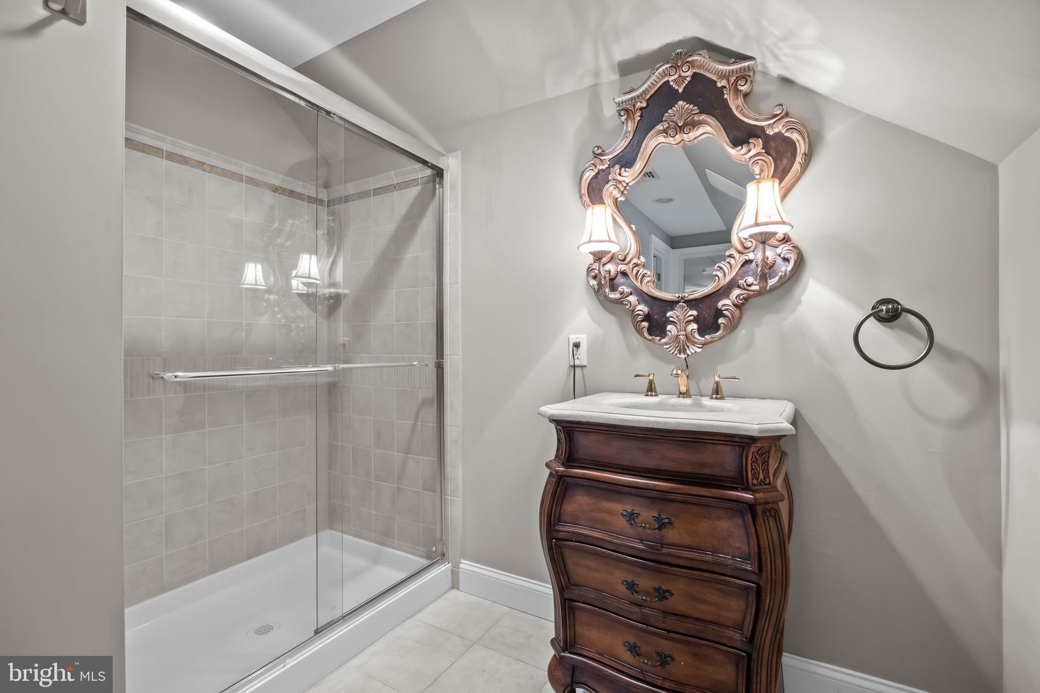 ELY FARM - Residential