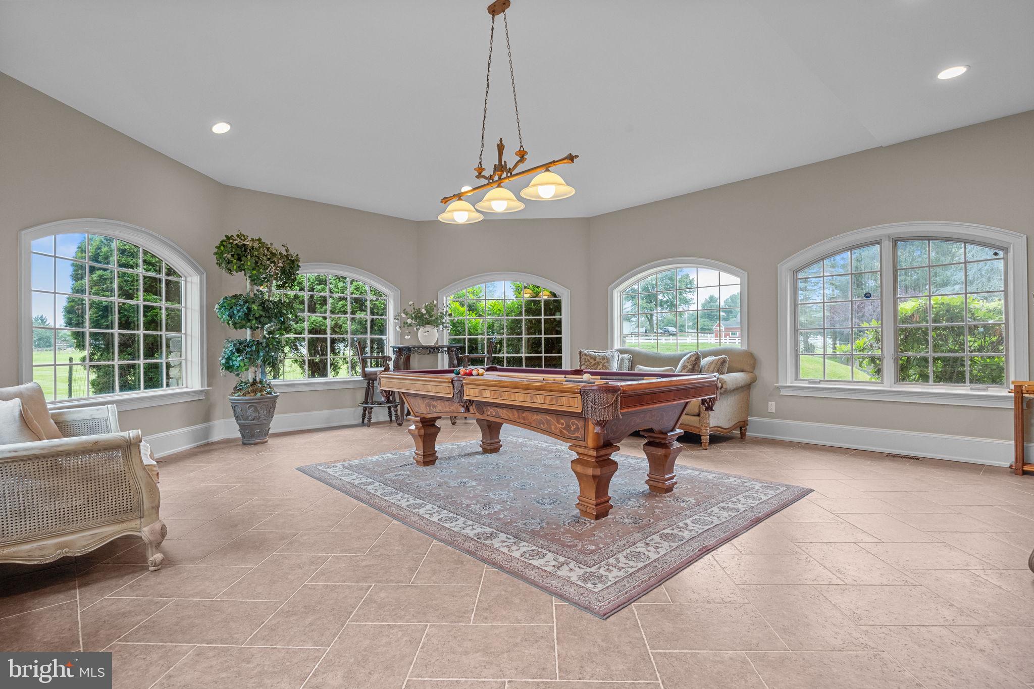 ELY FARM - Residential