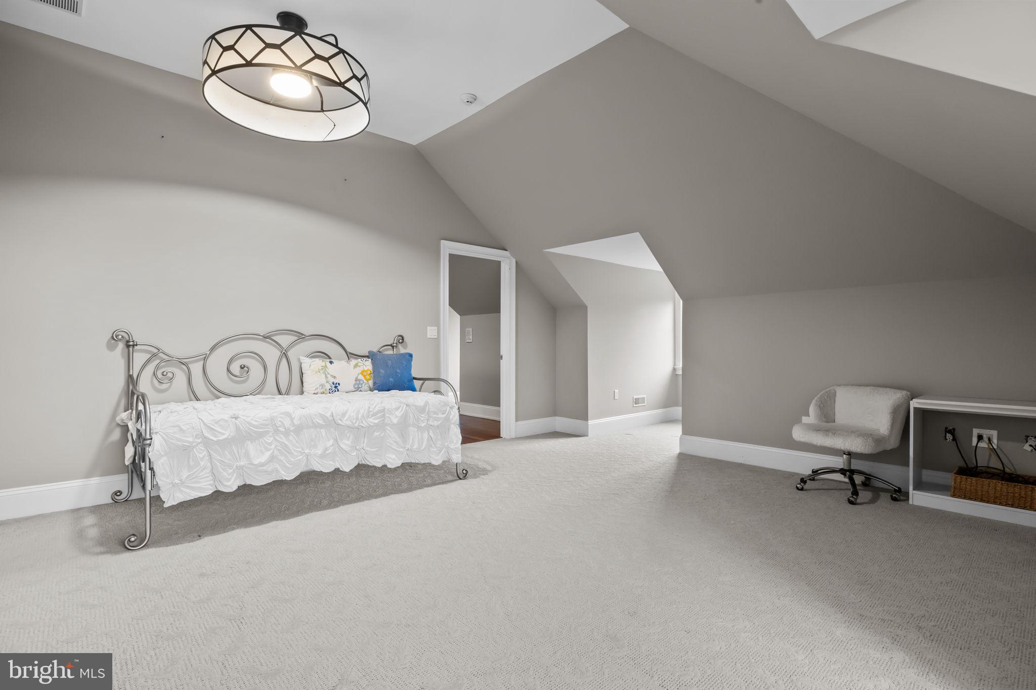 ELY FARM - Residential