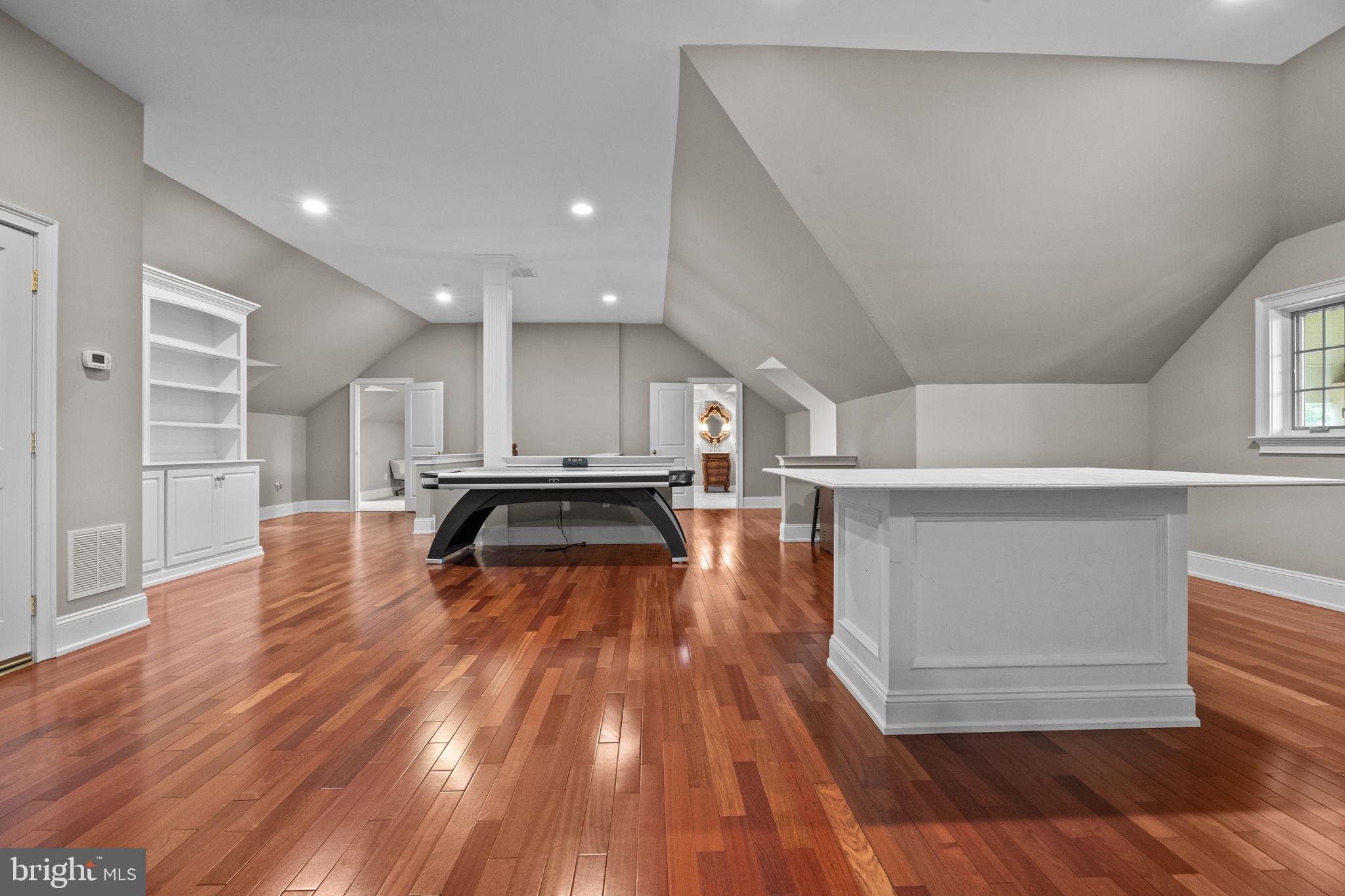 ELY FARM - Residential