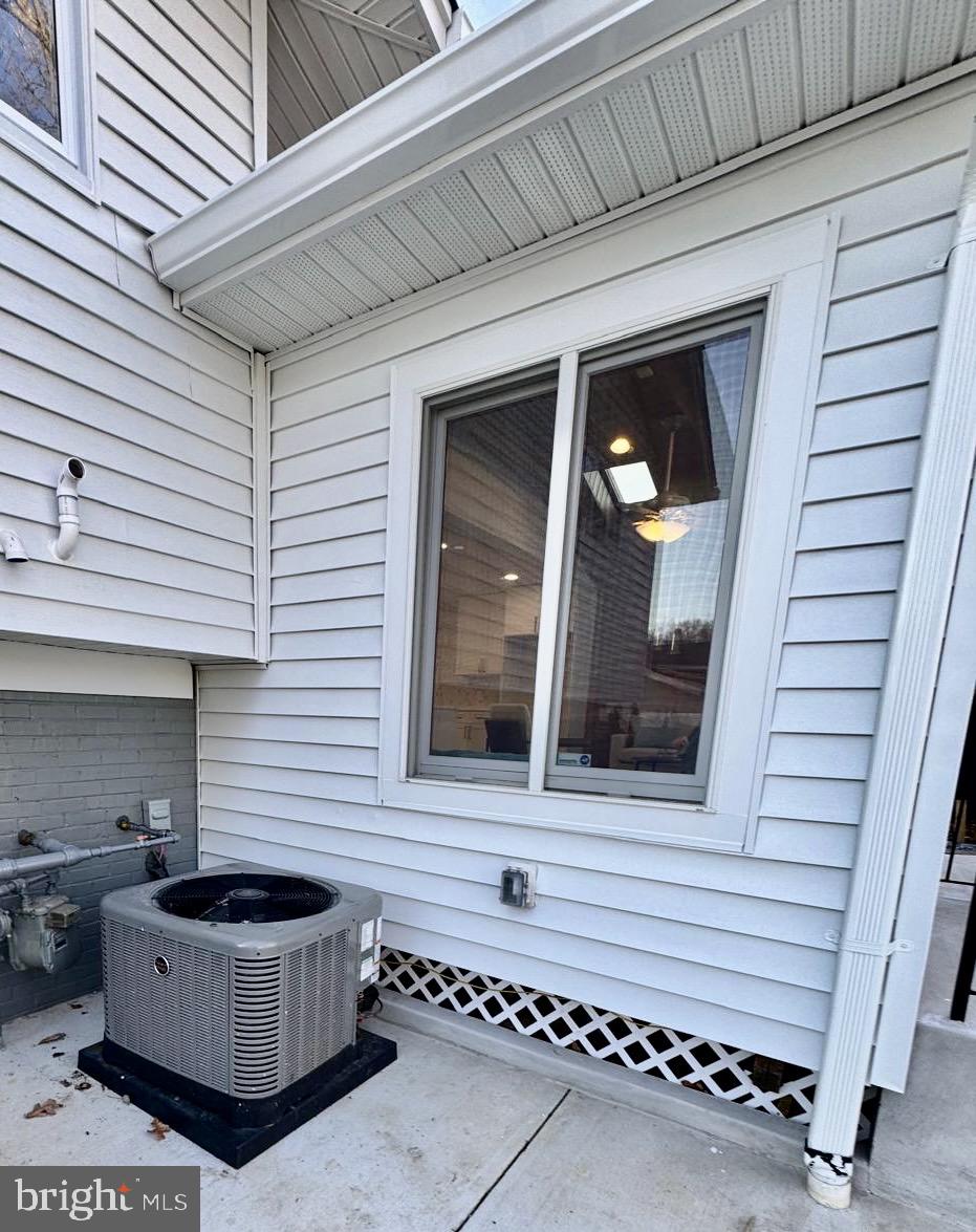 WALBROOKE MANOR - Residential