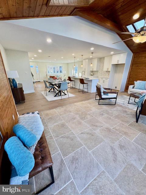 WALBROOKE MANOR - Residential