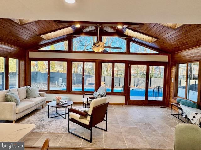 WALBROOKE MANOR - Residential