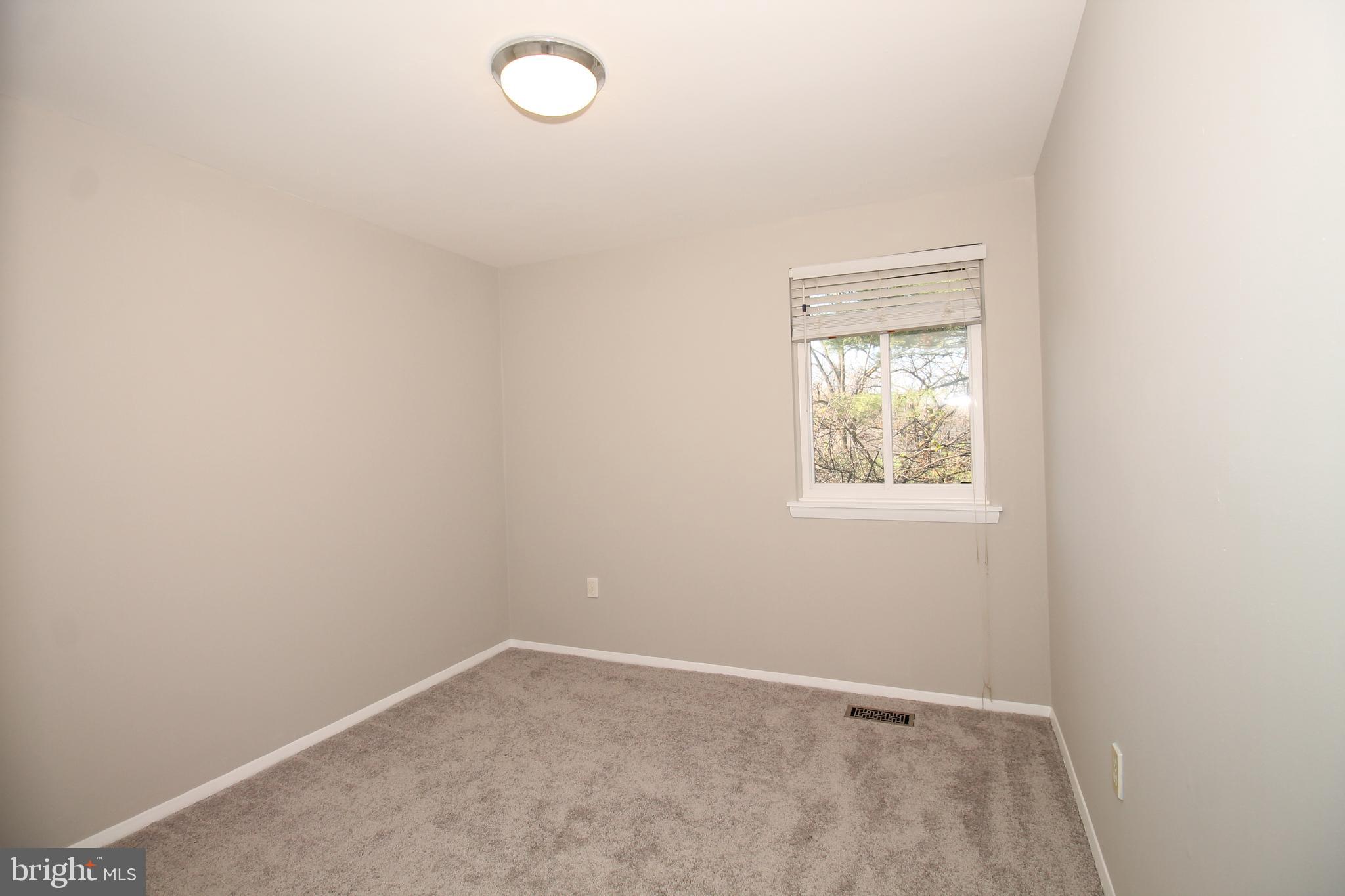 VILLAGE OF OWEN BROWN - Residential