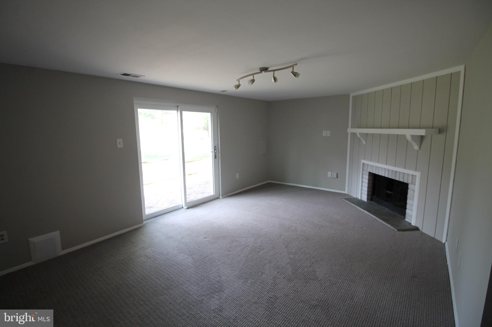 VILLAGE OF OWEN BROWN - Residential