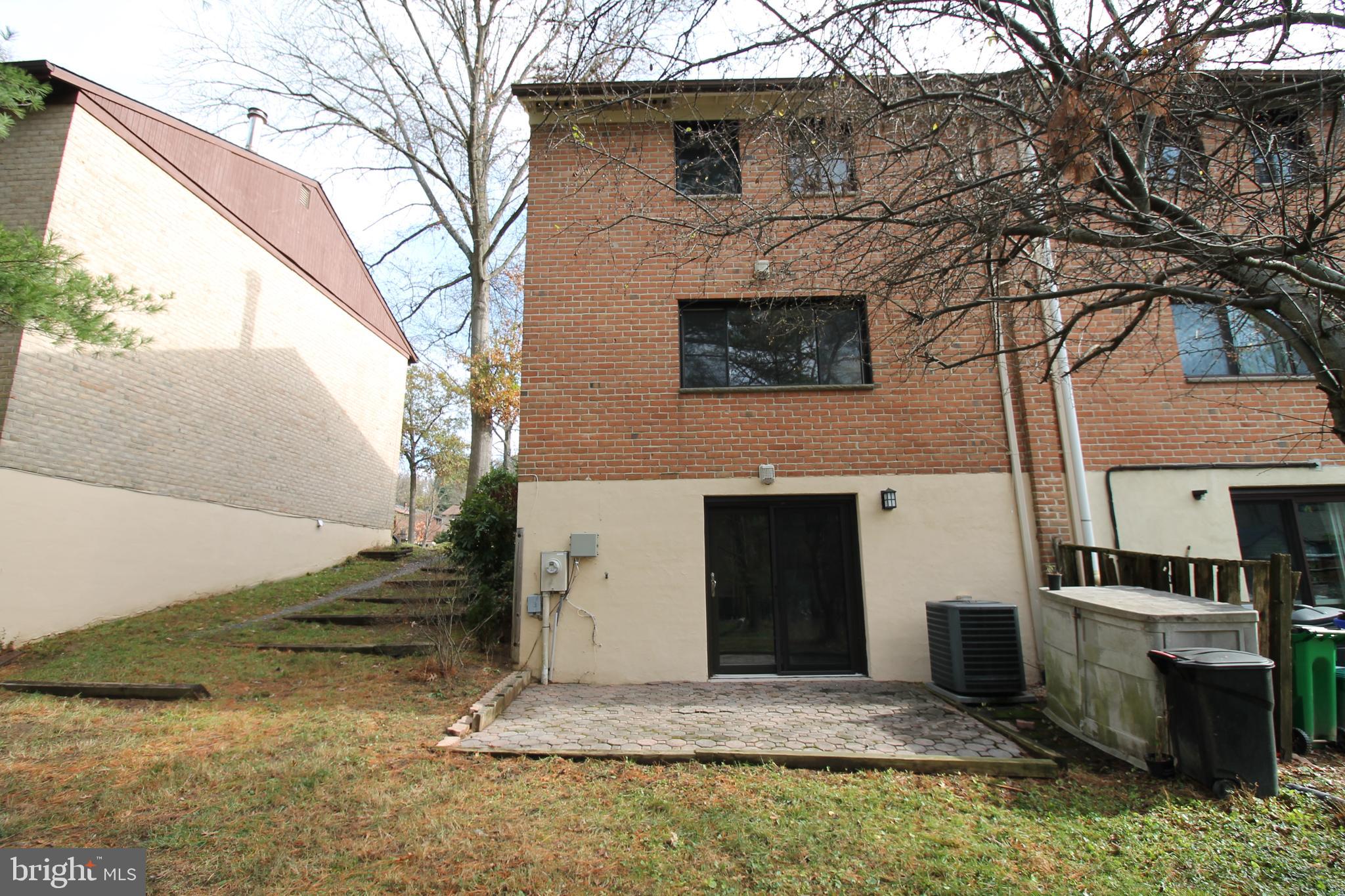 VILLAGE OF OWEN BROWN - Residential