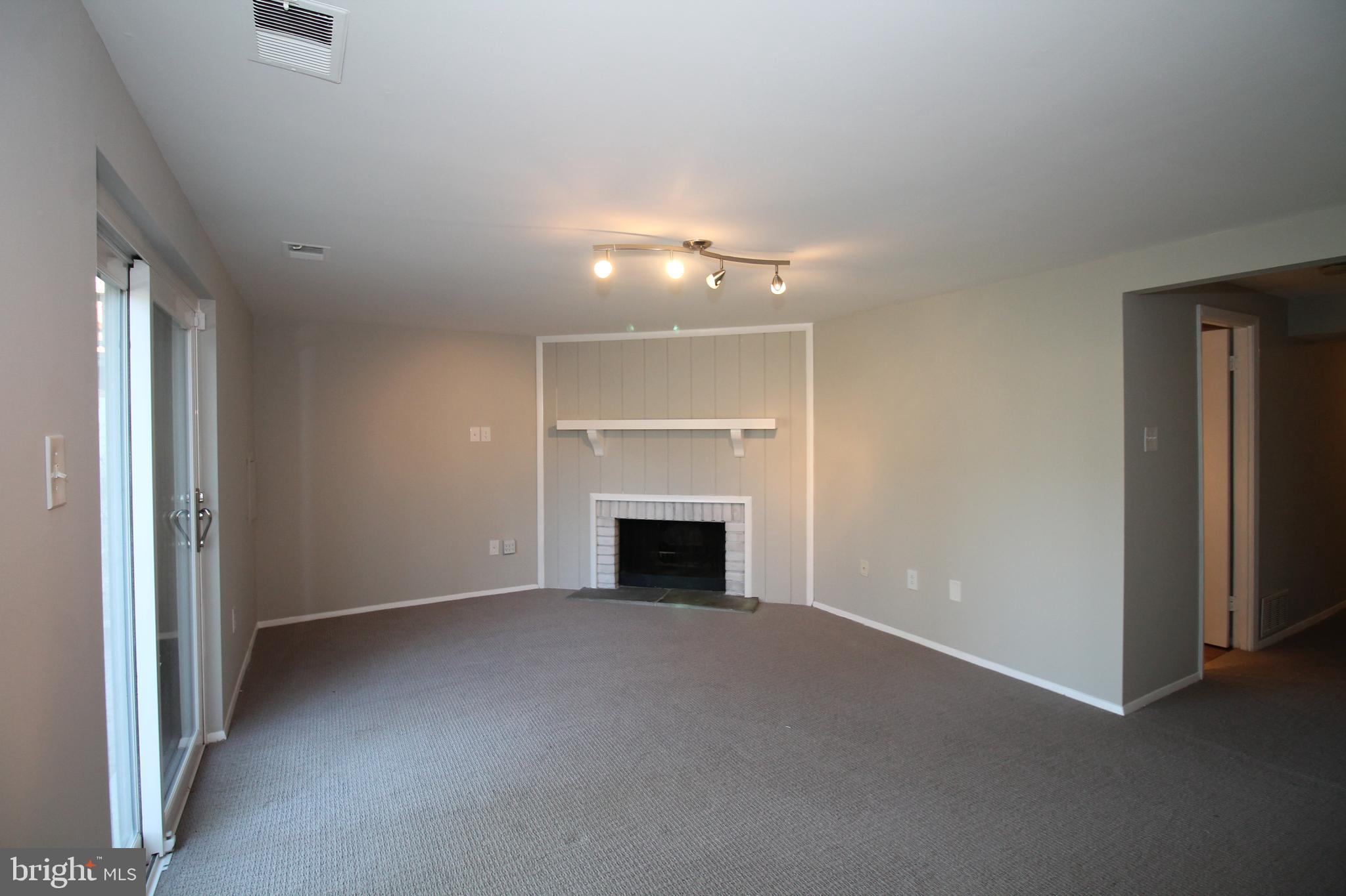 VILLAGE OF OWEN BROWN - Residential