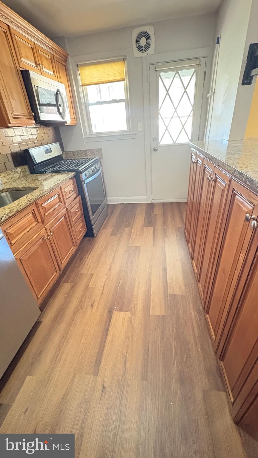 RAMBLEWOOD - Residential