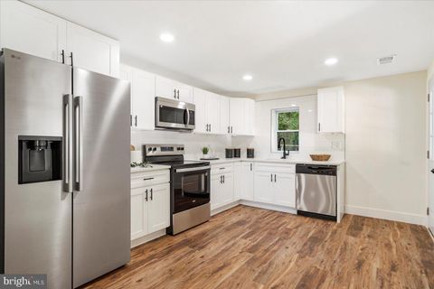 3724 BAY DRIVE MIDDLE RIVER MD 21220