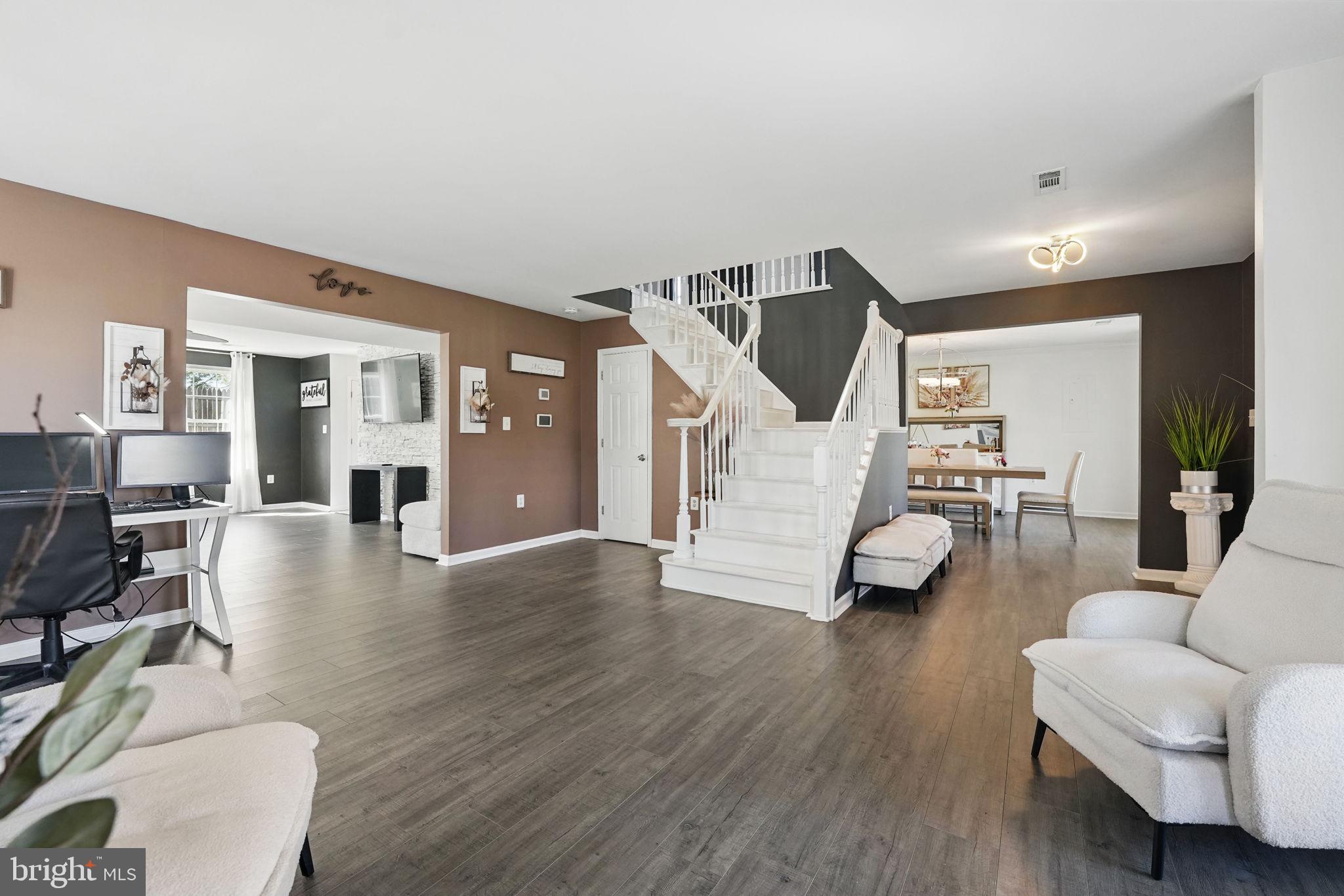 MANASSAS PARK - Residential