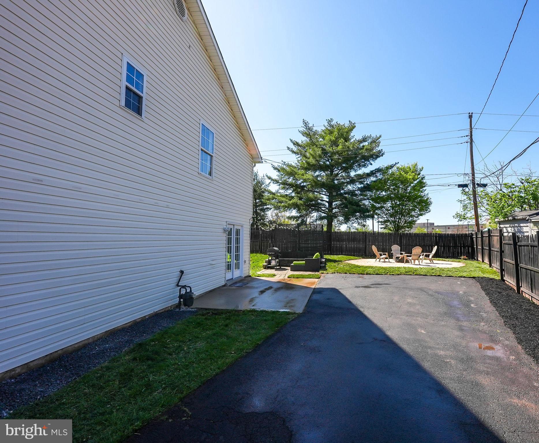 MANASSAS PARK - Residential