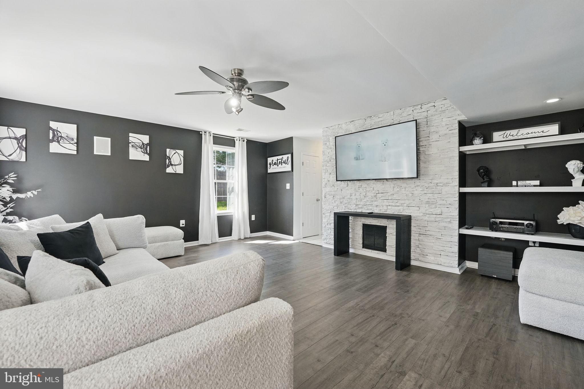 MANASSAS PARK - Residential