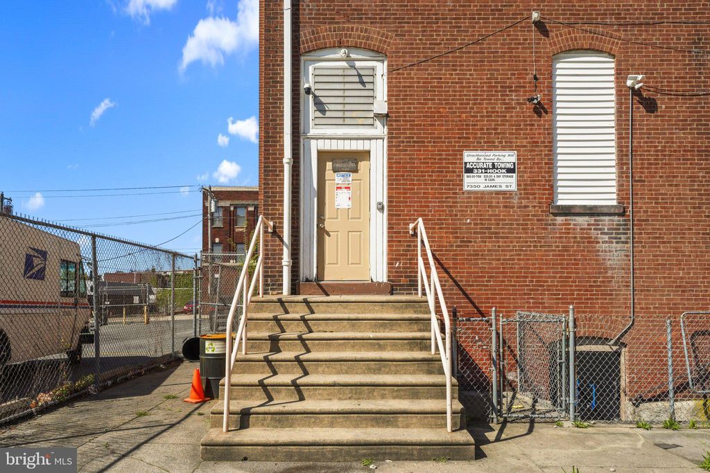 Photo of 4619 - 25 Longshore Avenue, PHILADELPHIA, PA 19135 (MLS # PAPH2497984)