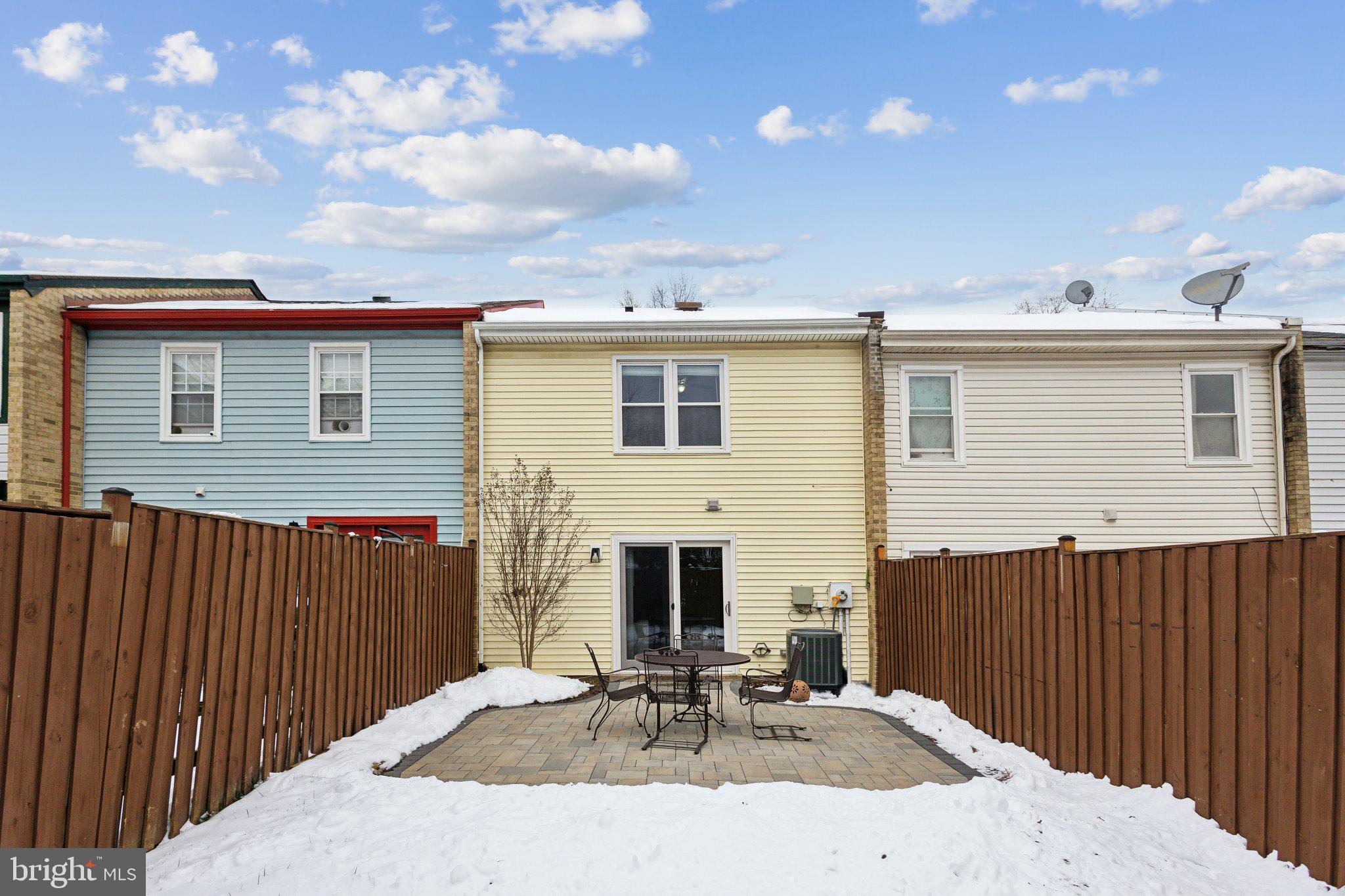 CRESTWOOD HAMLET - Residential