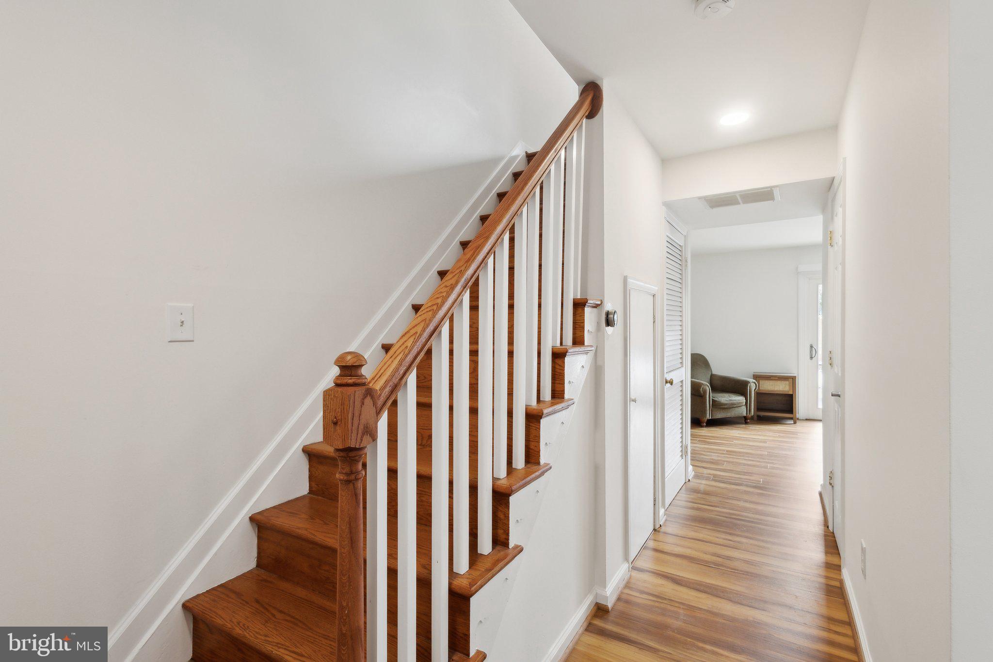 CRESTWOOD HAMLET - Residential