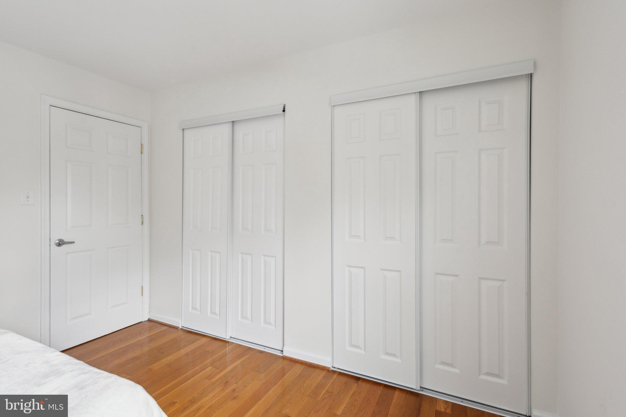 CRESTWOOD HAMLET - Residential