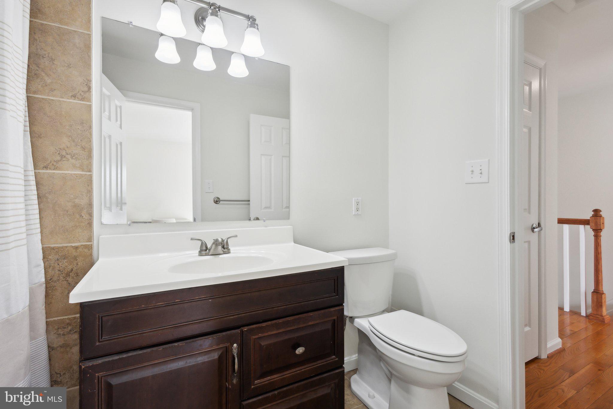 CRESTWOOD HAMLET - Residential