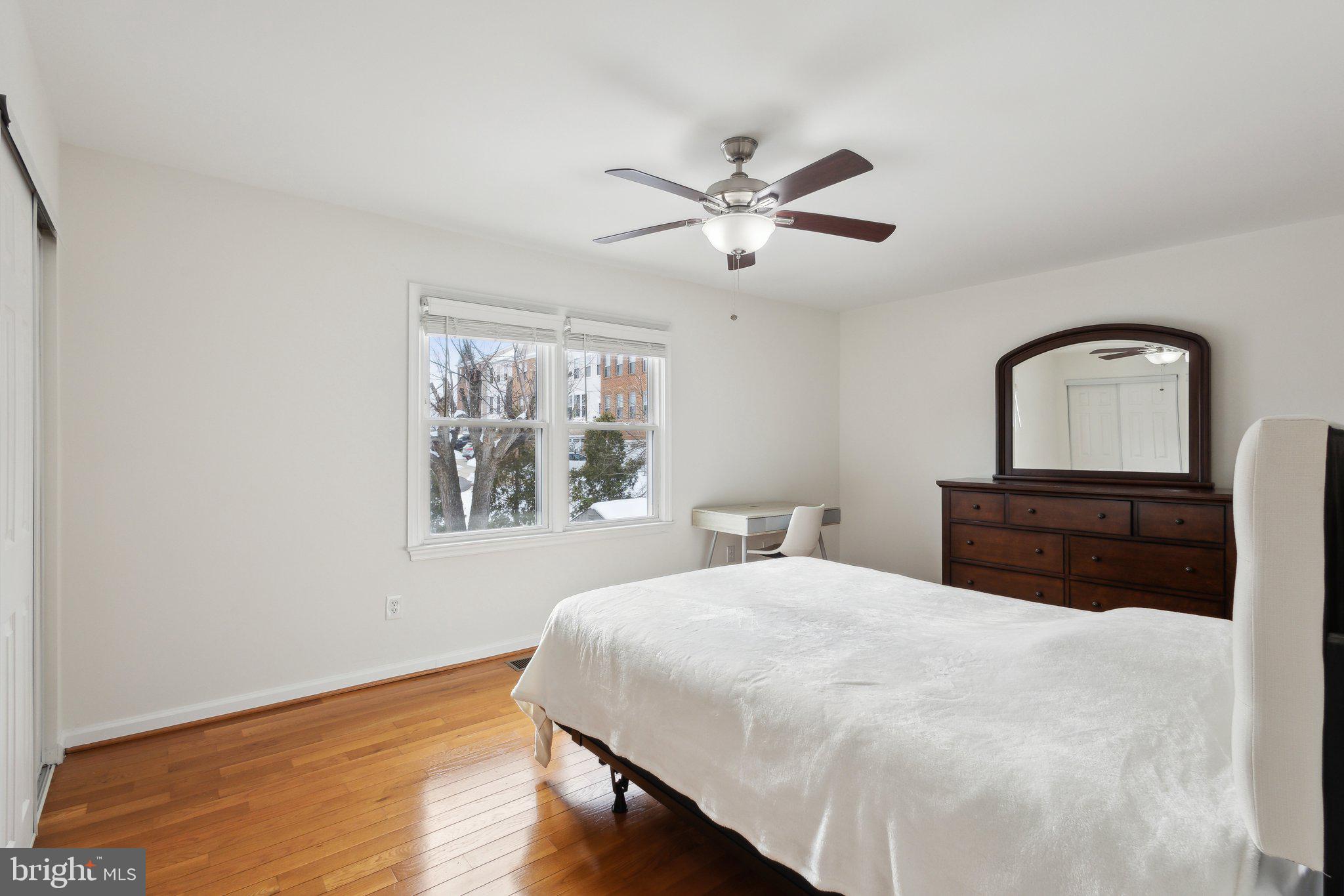 CRESTWOOD HAMLET - Residential